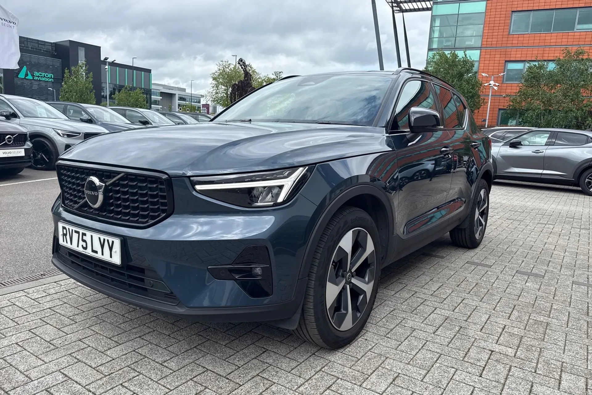 Volvo XC40 thumbnail image number 12