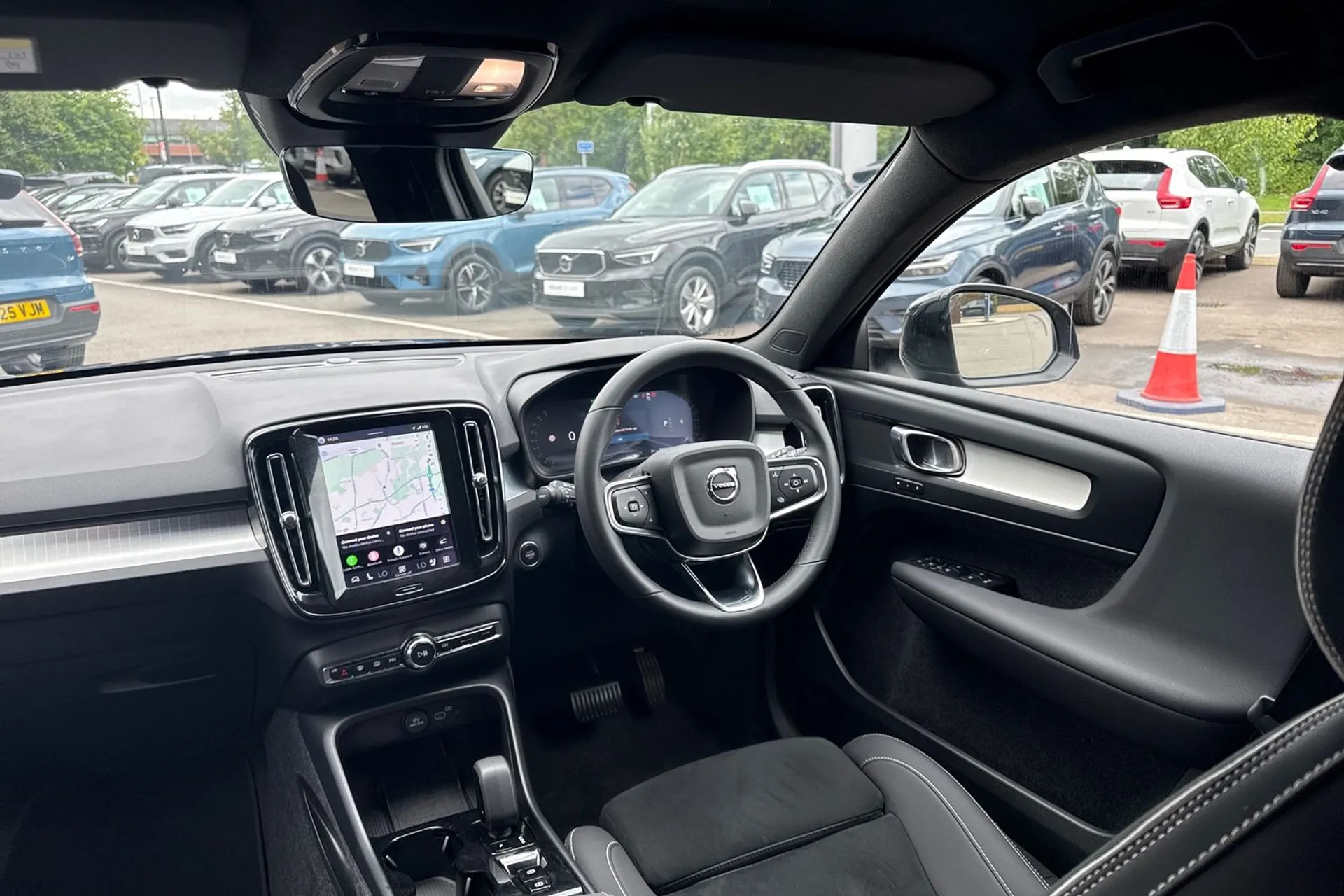 Volvo XC40 thumbnail image number 33