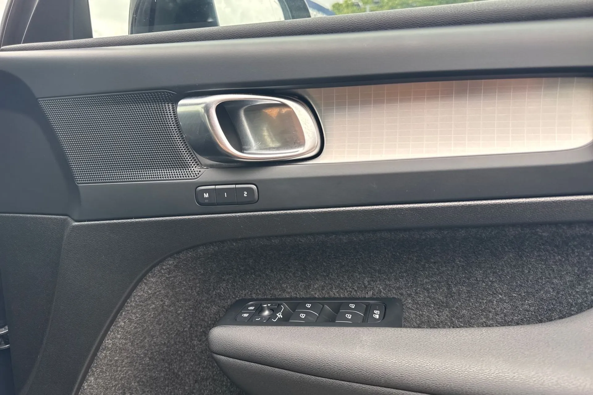 Volvo XC40 thumbnail image number 40