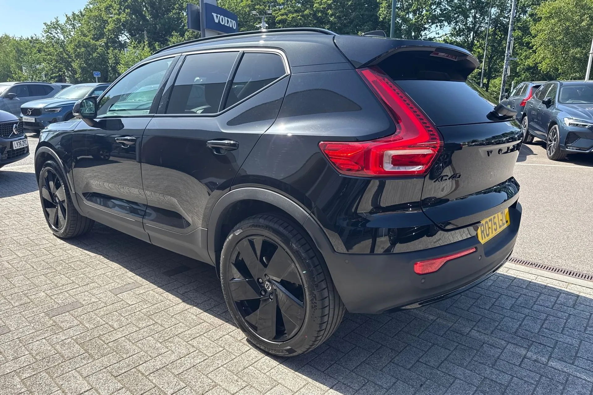 Volvo XC40 thumbnail image number 11