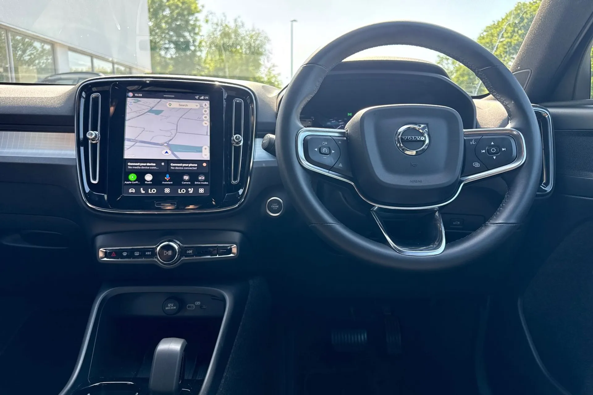 Volvo XC40 thumbnail image number 35