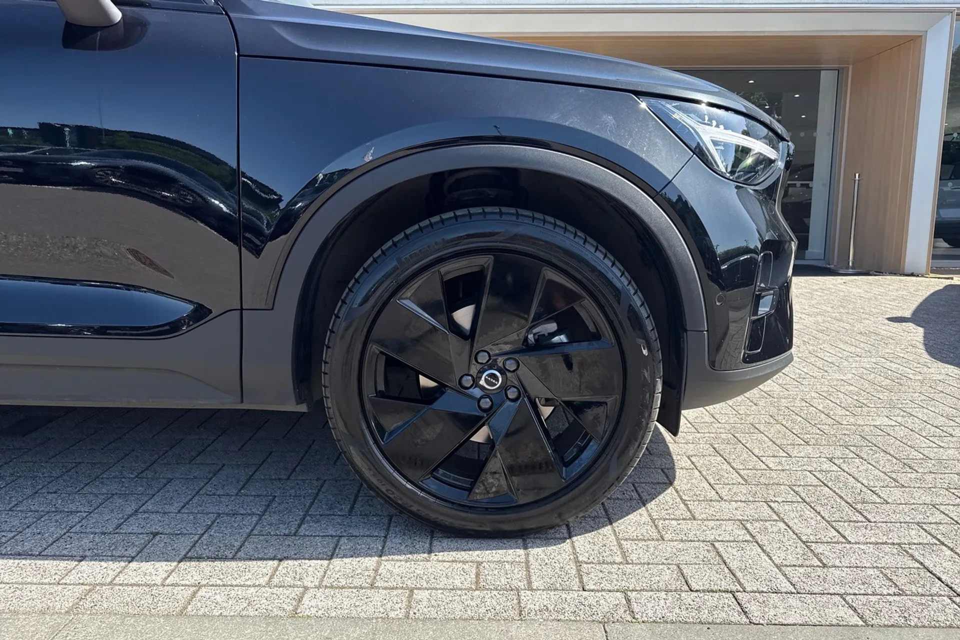 Volvo XC40 thumbnail image number 15
