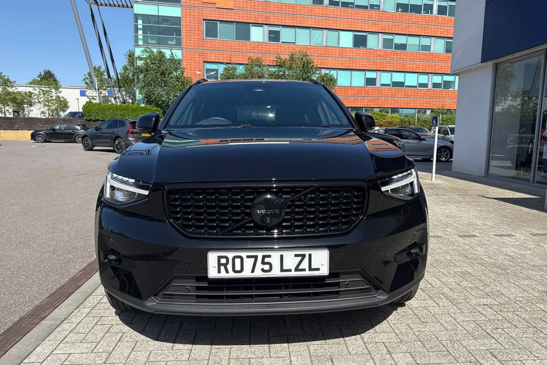 Volvo XC40 thumbnail image number 14