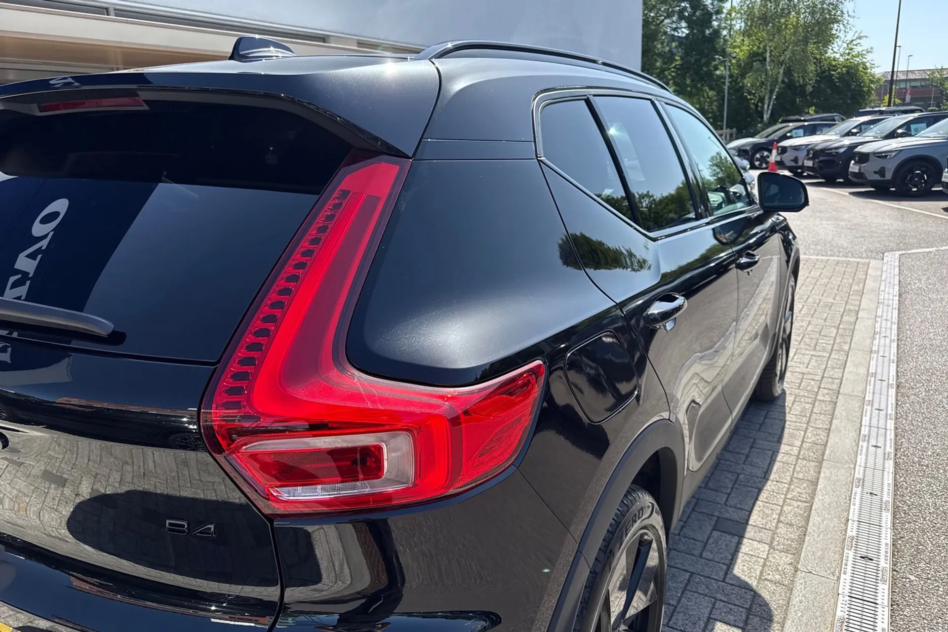 Volvo XC40 thumbnail image number 16