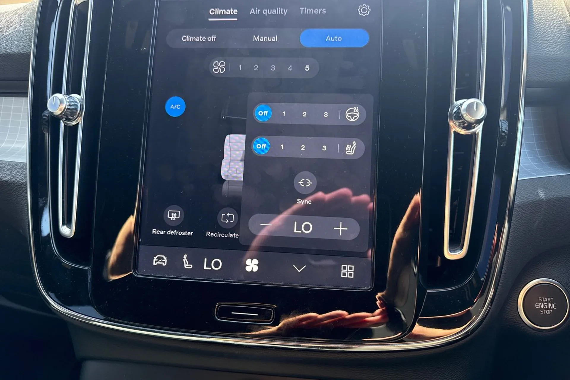 Volvo XC40 thumbnail image number 40