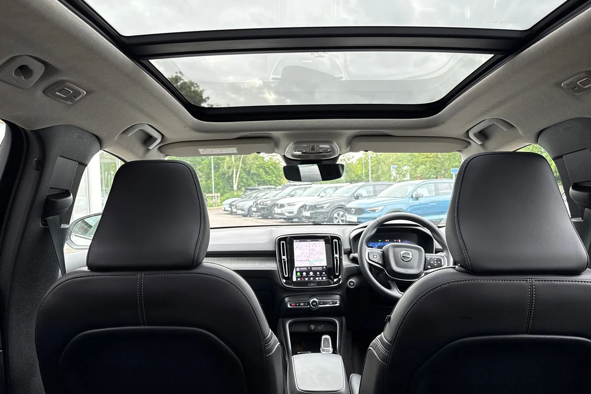 Volvo XC40 thumbnail image number 22