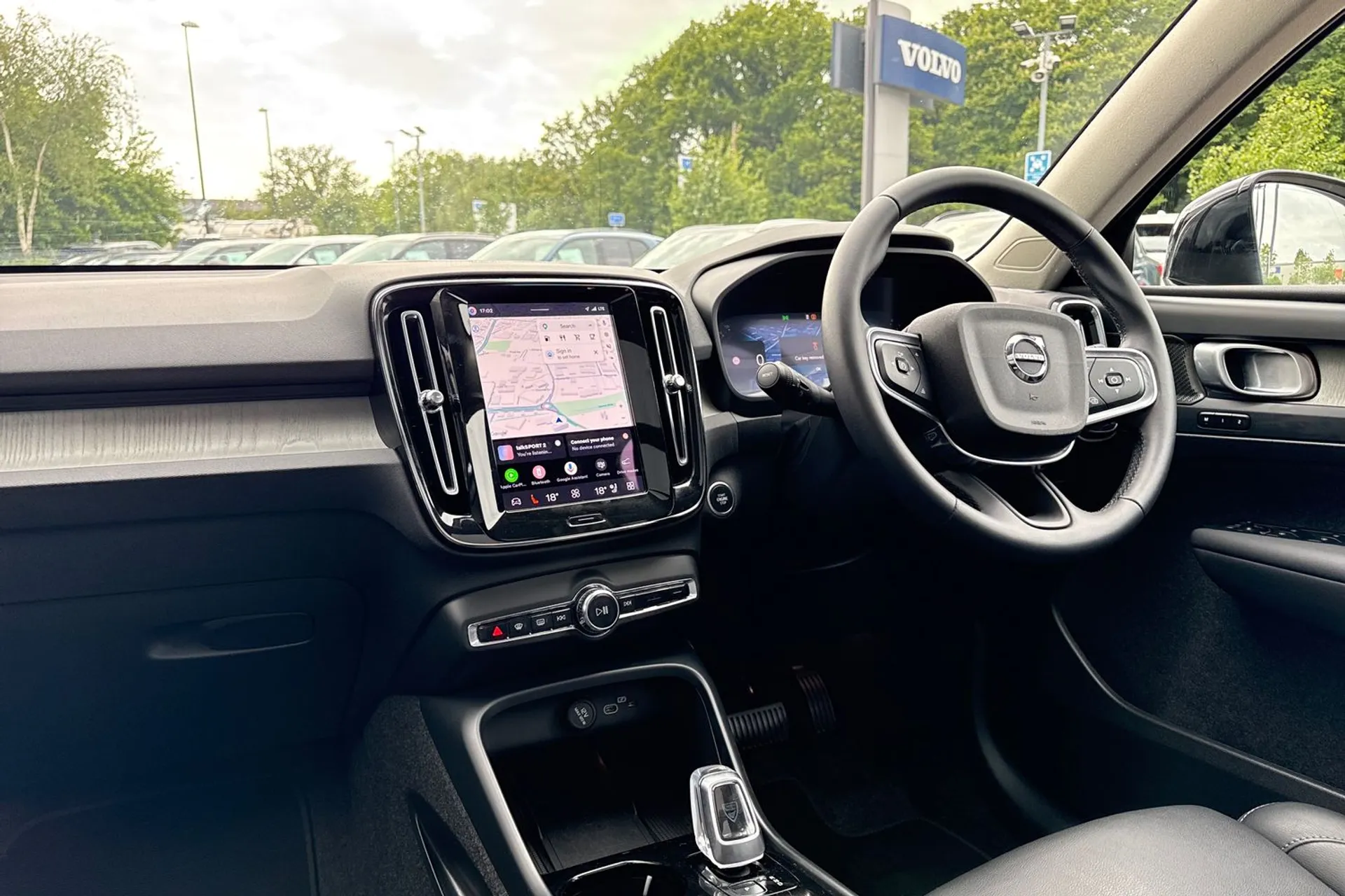 Volvo XC40 thumbnail image number 35