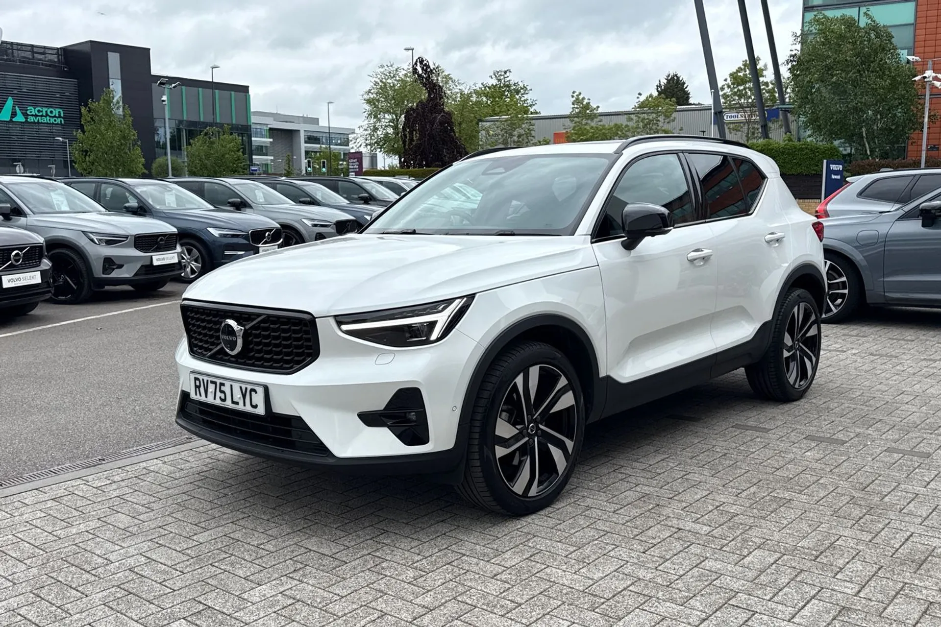 Volvo XC40 thumbnail image number 12