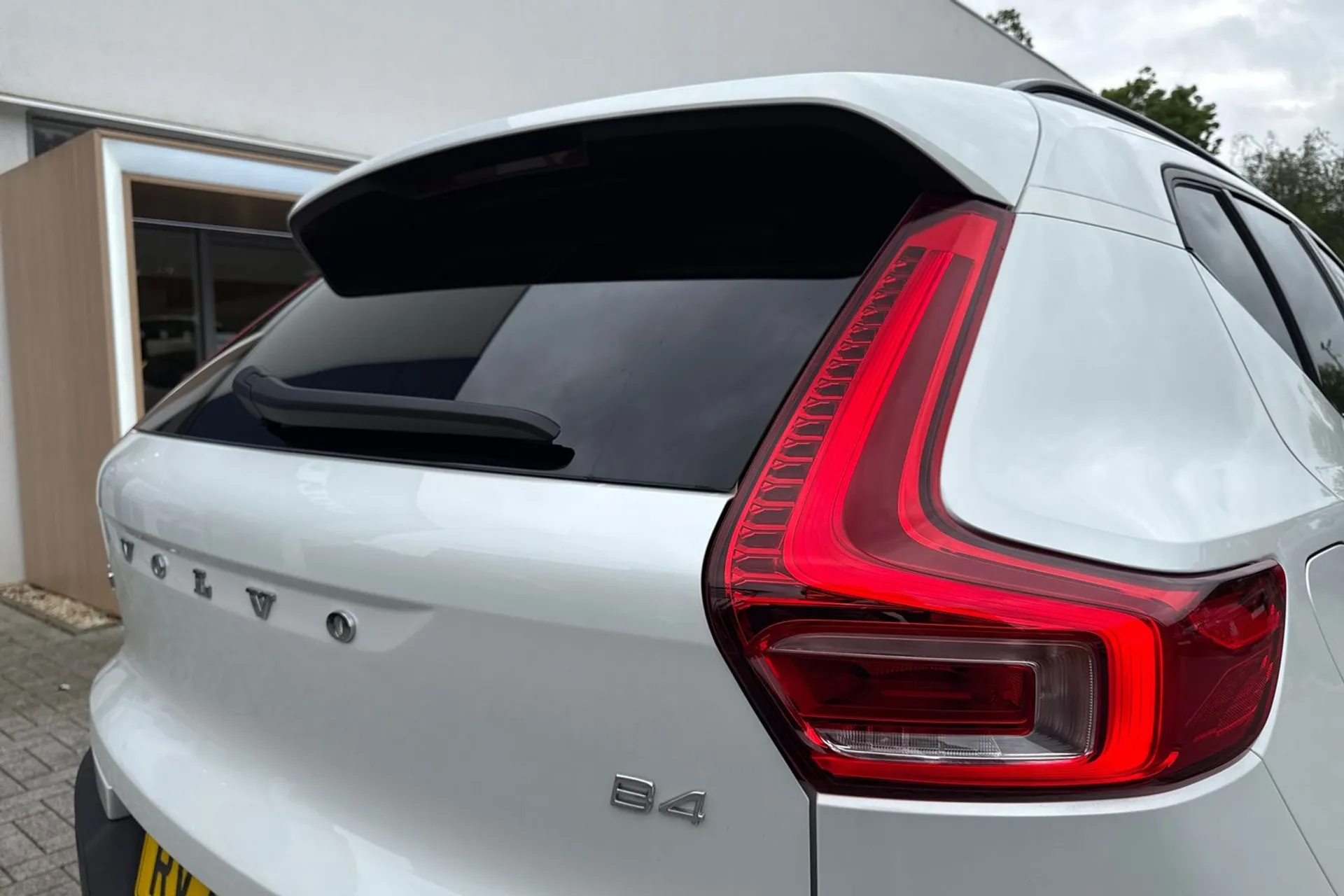 Volvo XC40 thumbnail image number 16