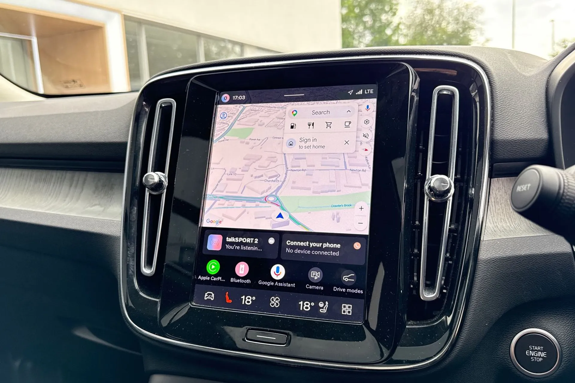 Volvo XC40 thumbnail image number 5