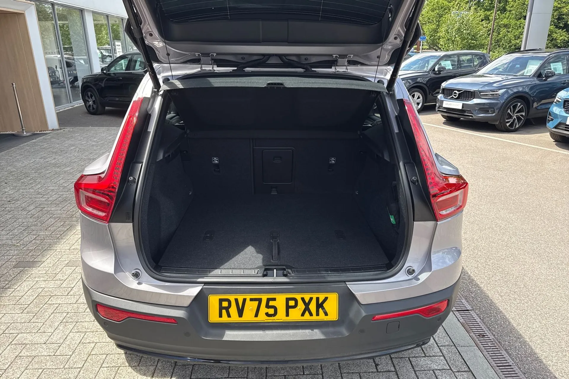 Volvo XC40 thumbnail image number 20