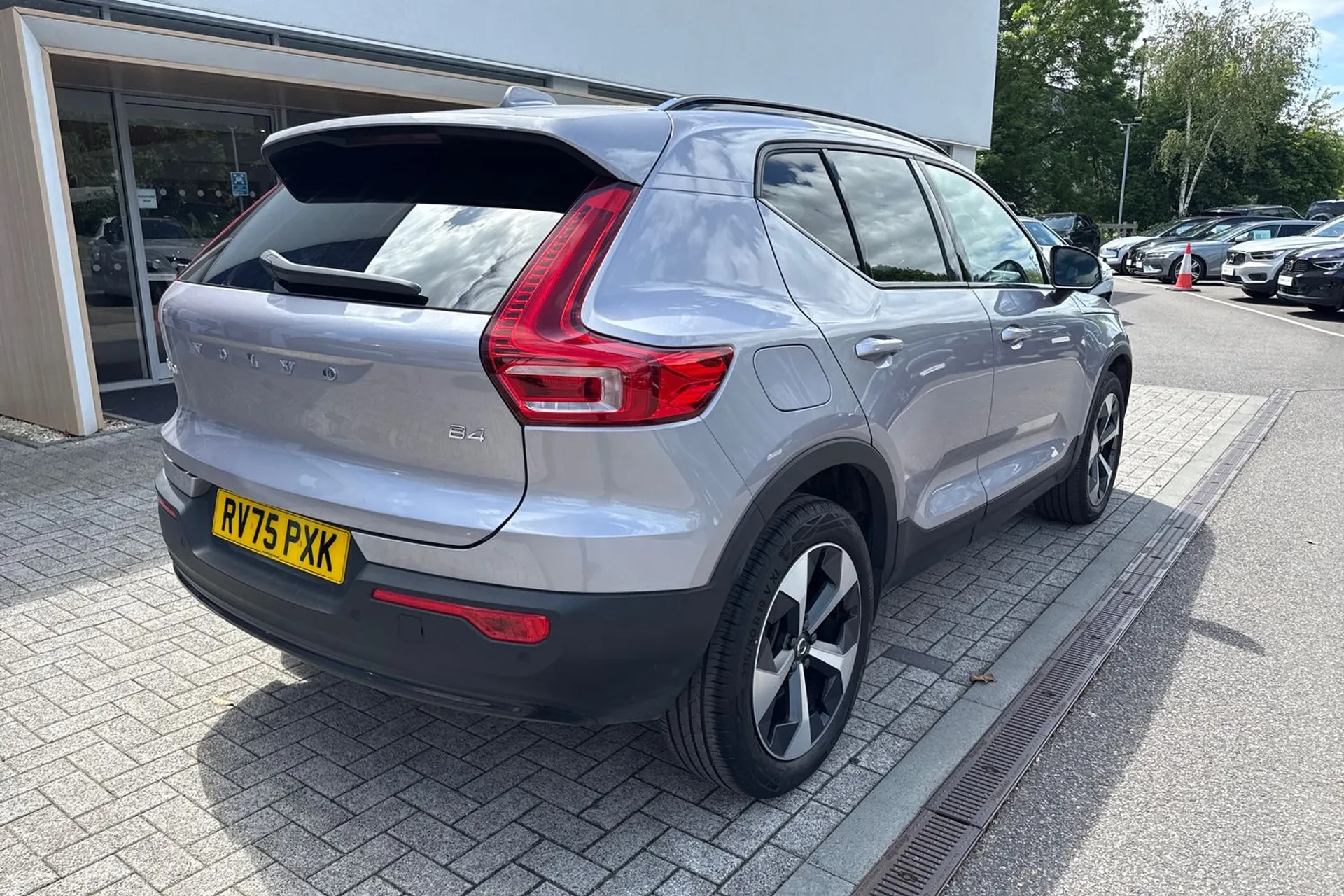 Volvo XC40 thumbnail image number 8