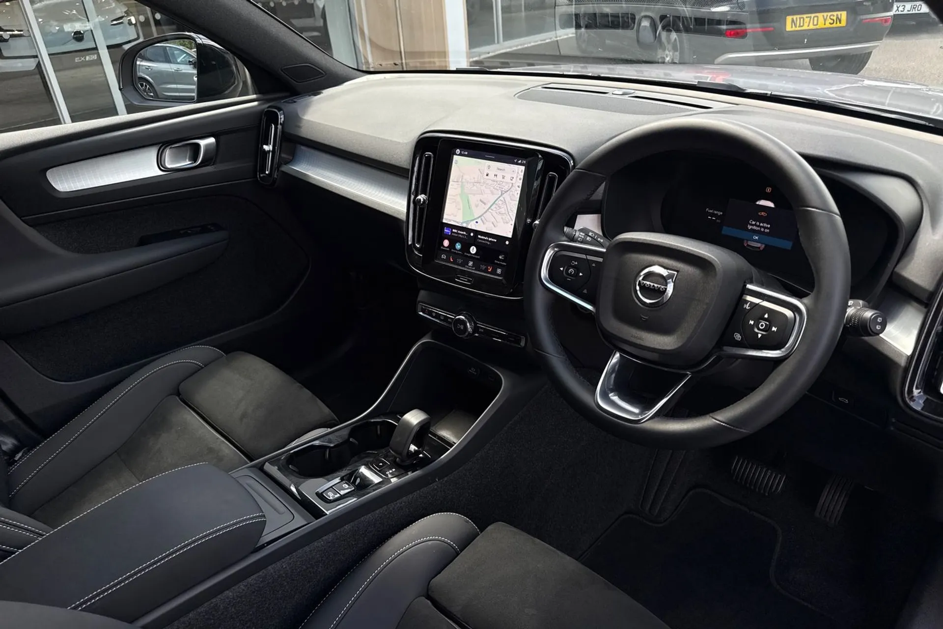 Volvo XC40 thumbnail image number 6