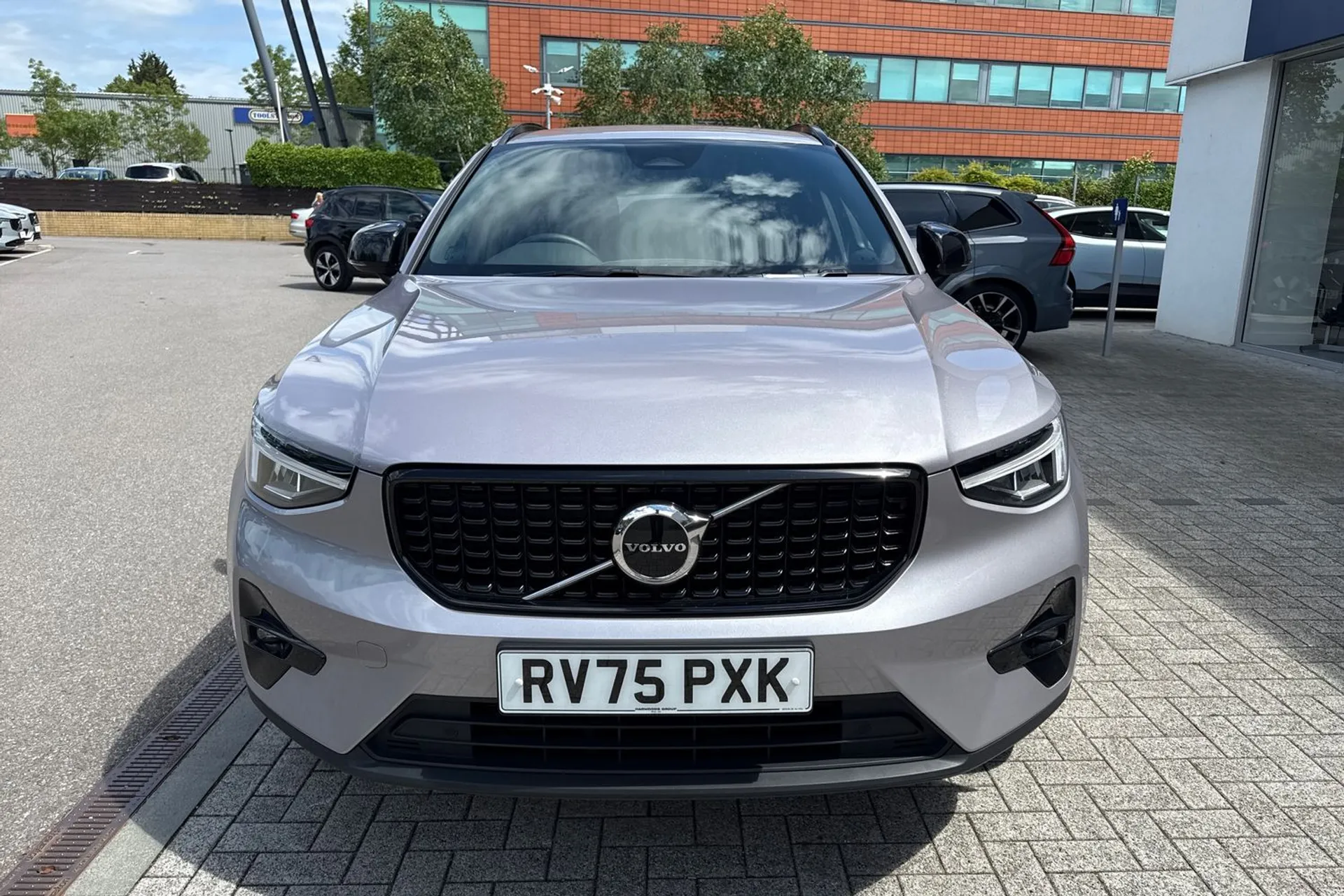 Volvo XC40 thumbnail image number 13