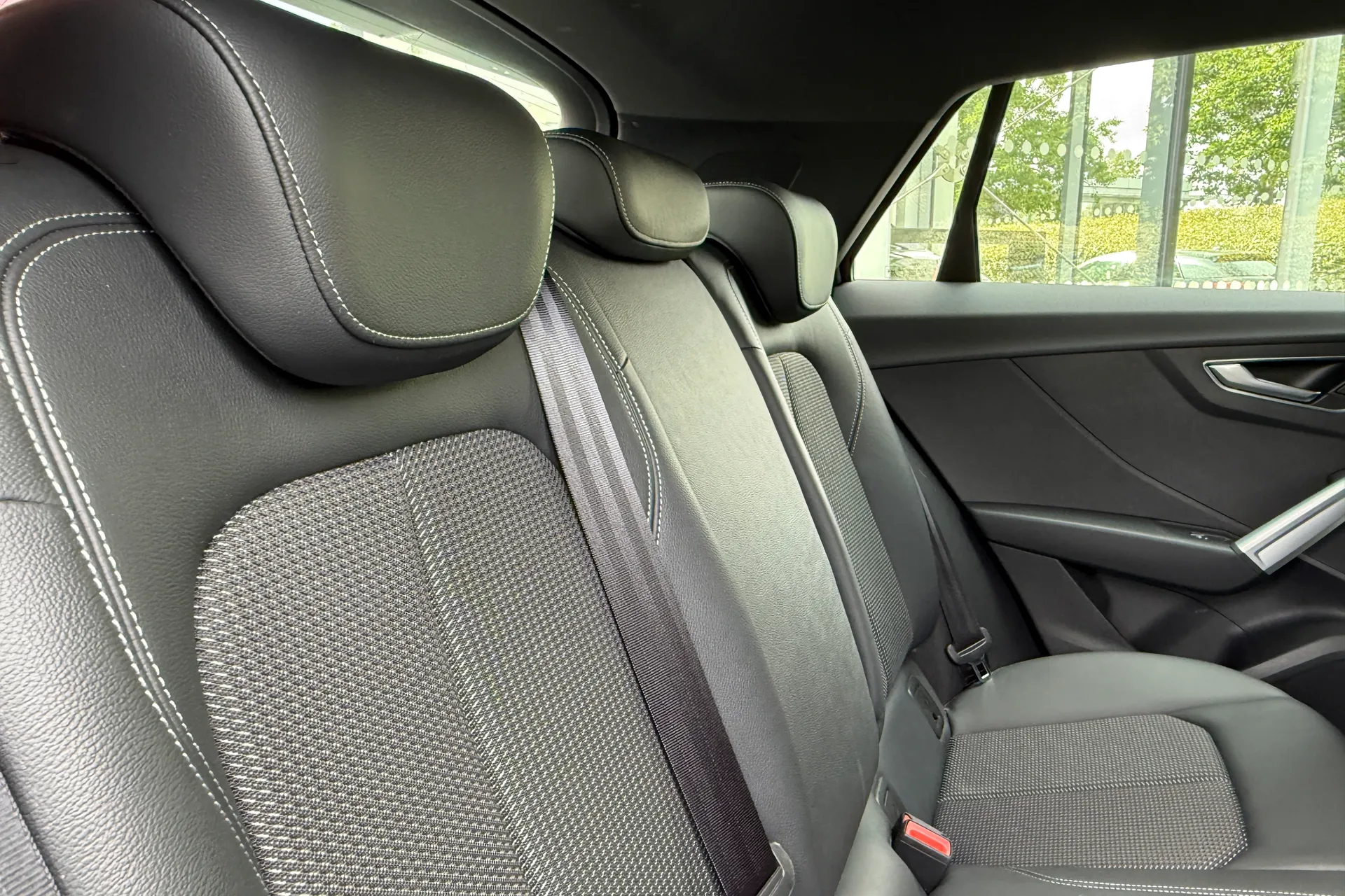 Audi Q2 thumbnail image number 37