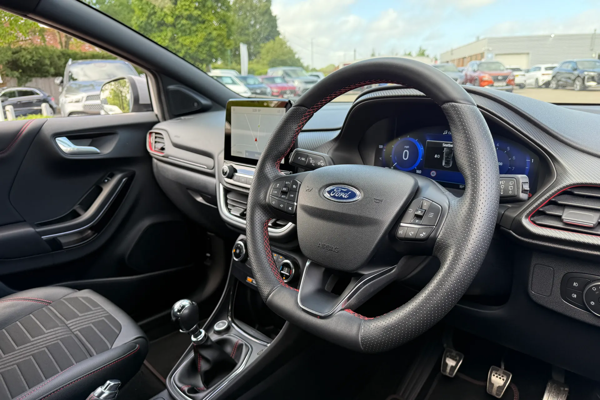 FORD PUMA thumbnail image number 24