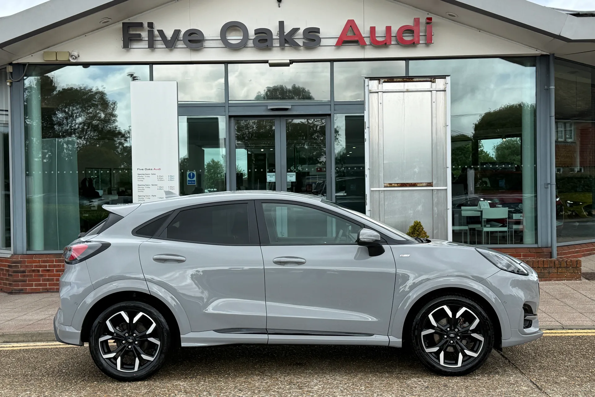 FORD PUMA thumbnail image number 2