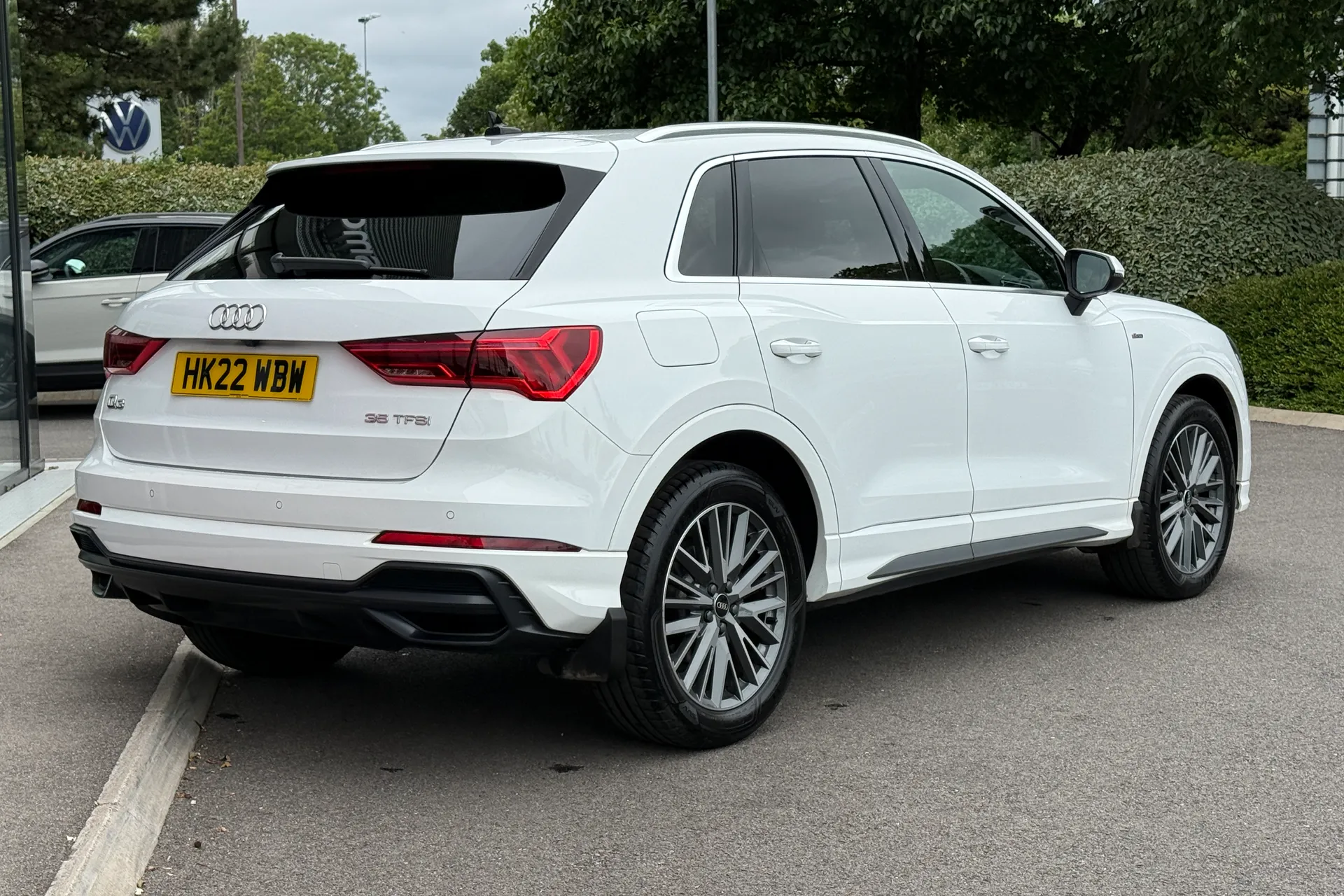 Audi Q3 thumbnail image number 28