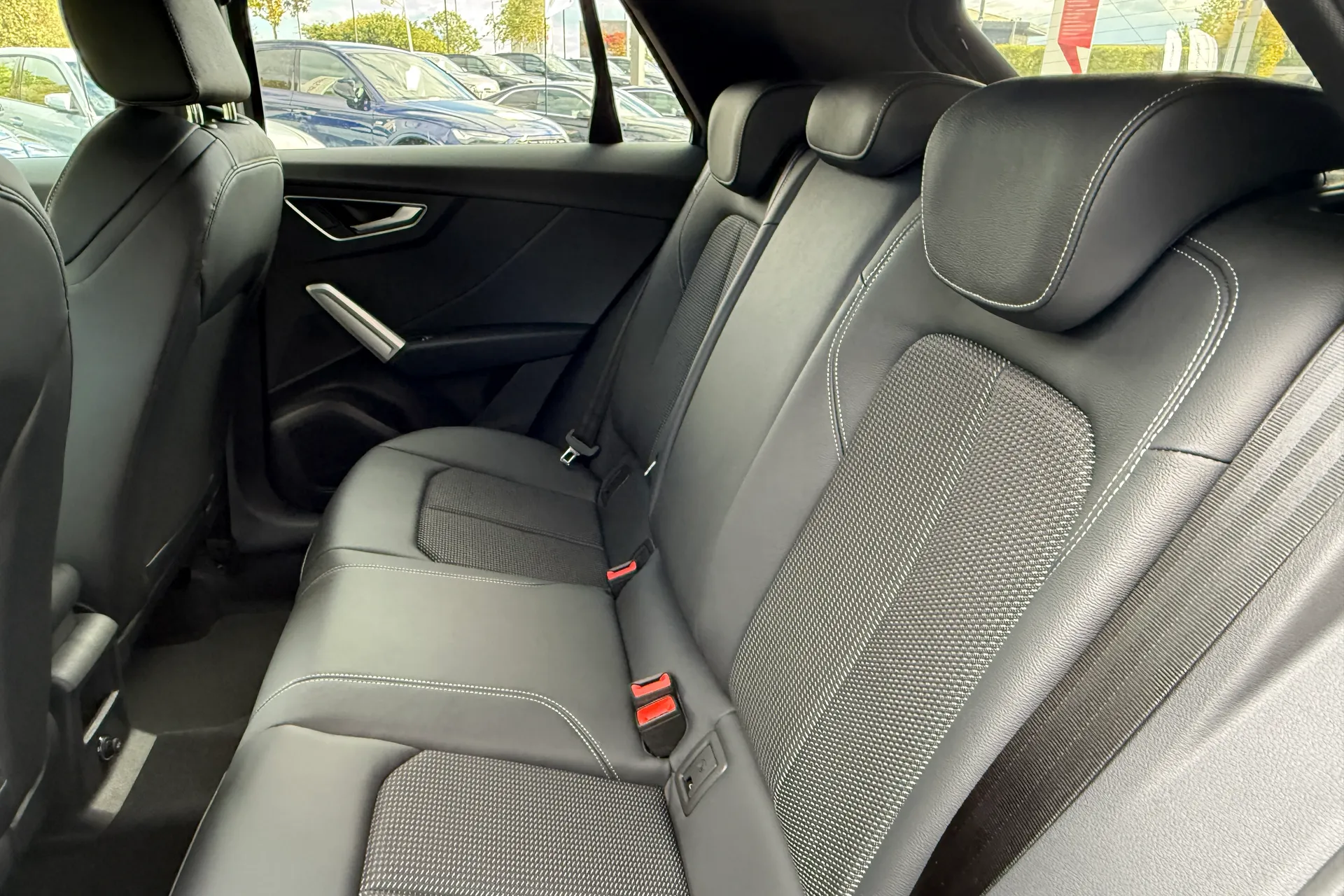 Audi Q2 thumbnail image number 37