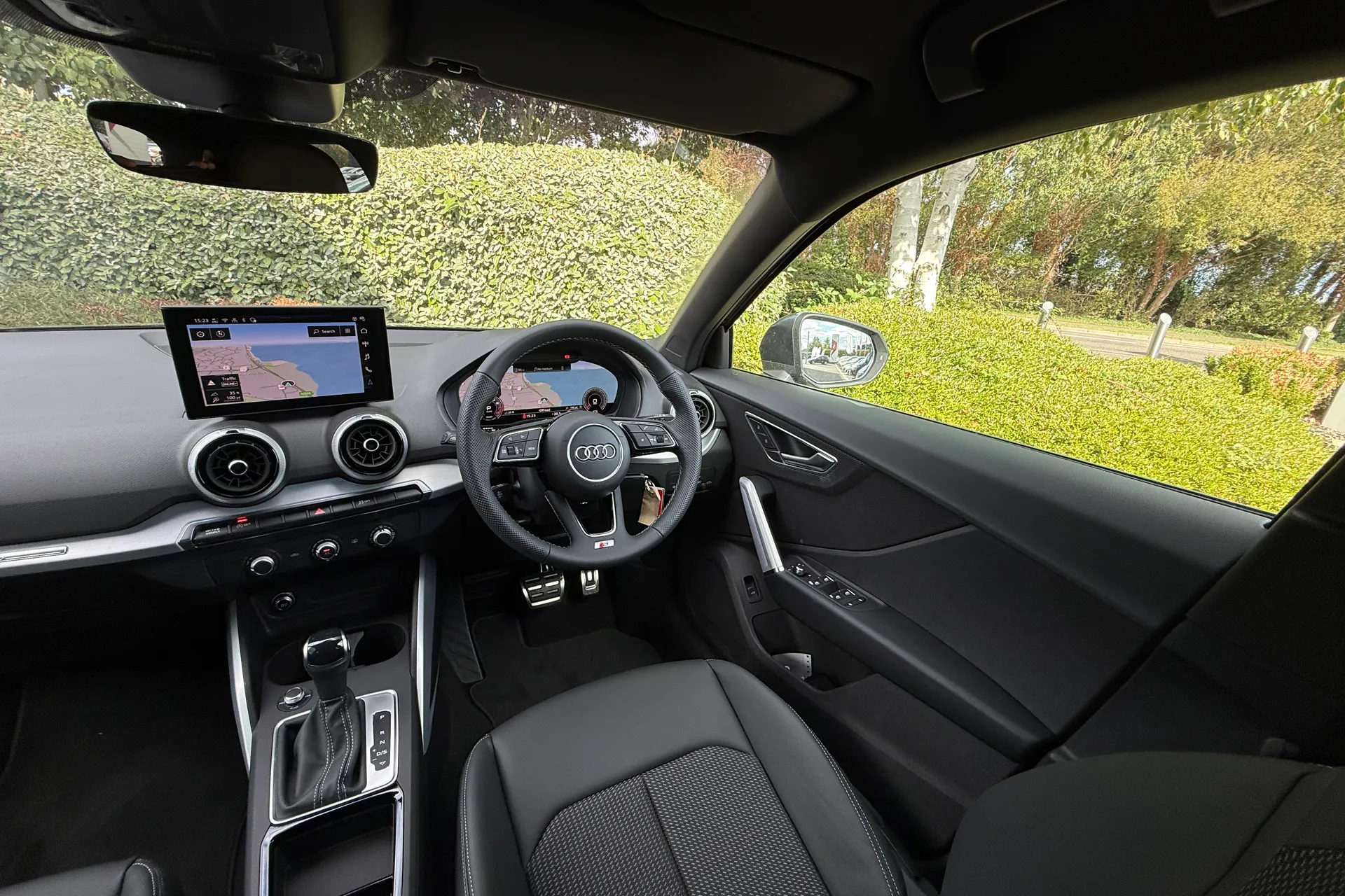 Audi Q2 thumbnail image number 50