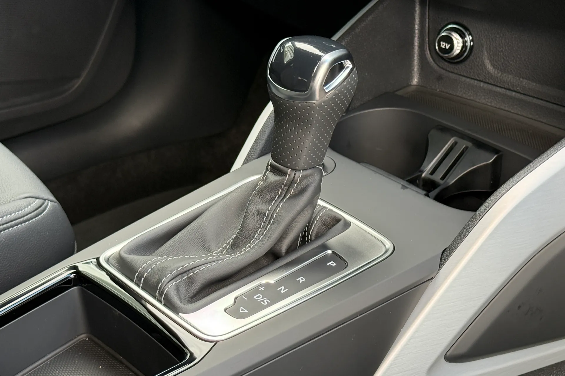 Audi Q2 thumbnail image number 22