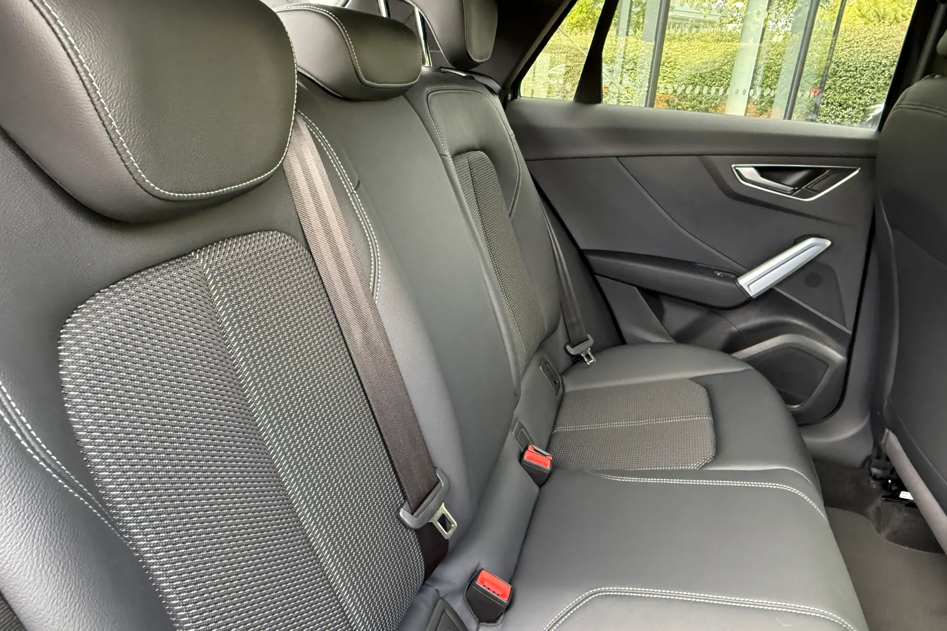 Audi Q2 thumbnail image number 35