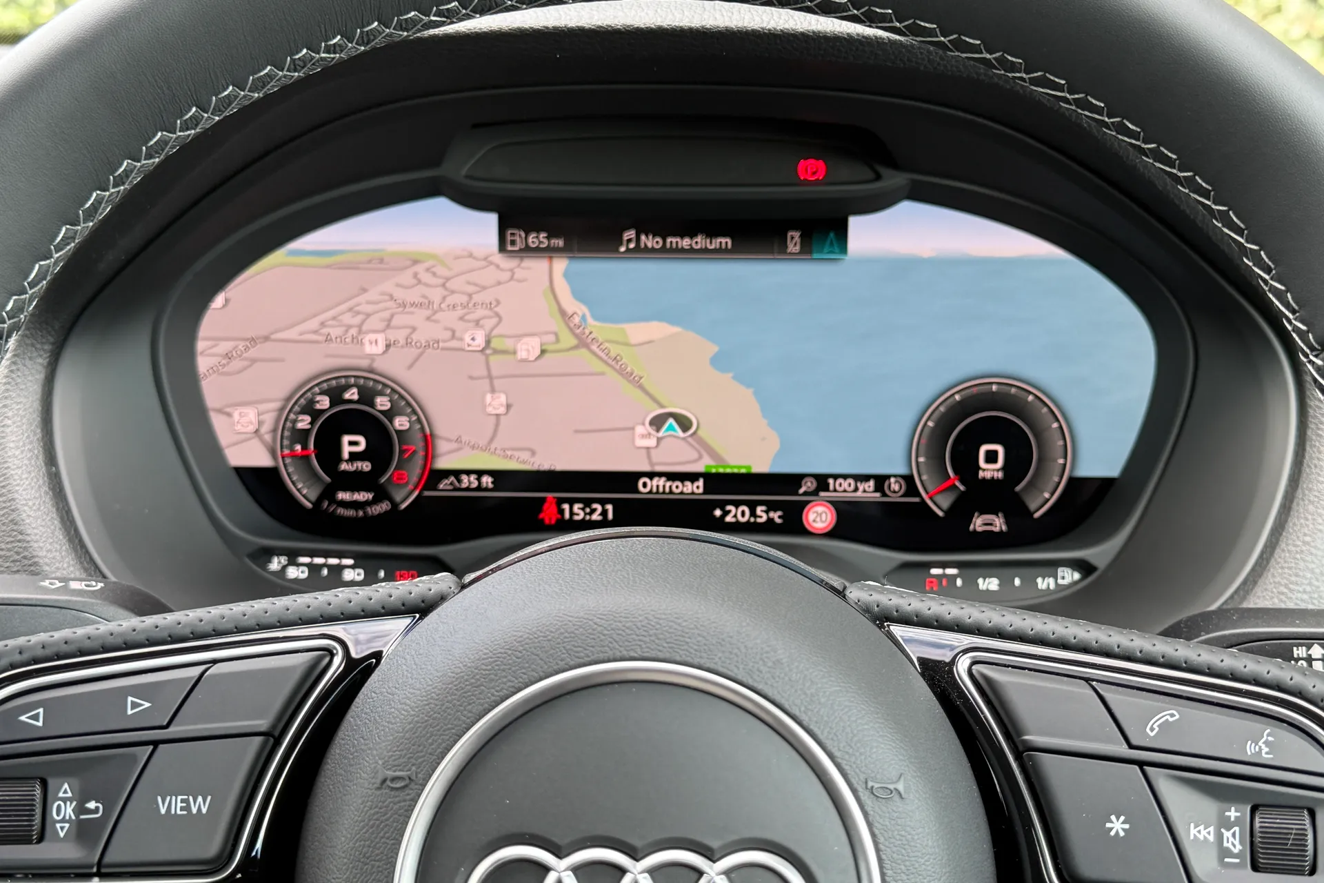 Audi Q2 thumbnail image number 3