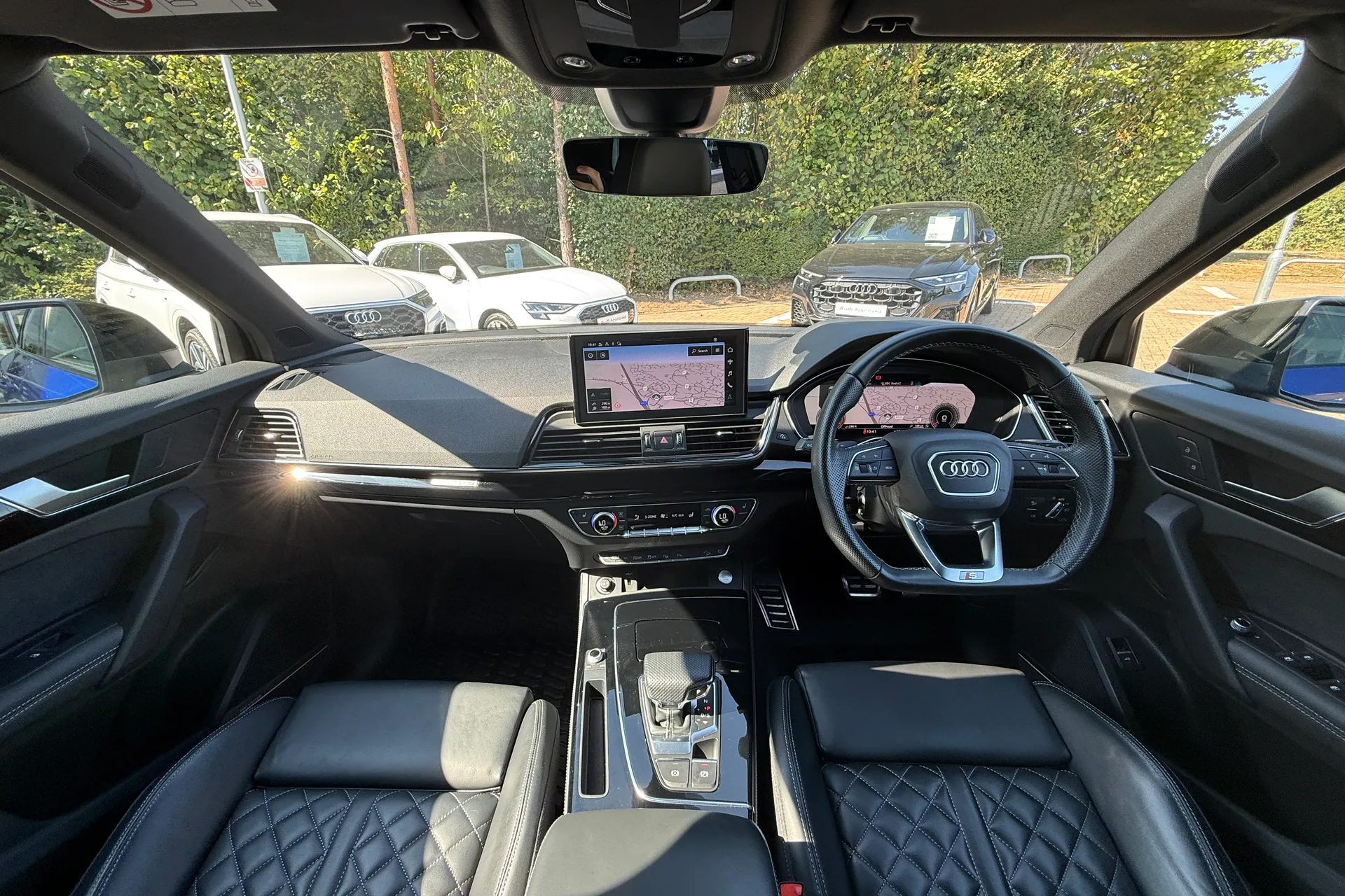 Audi Q5 thumbnail image number 3