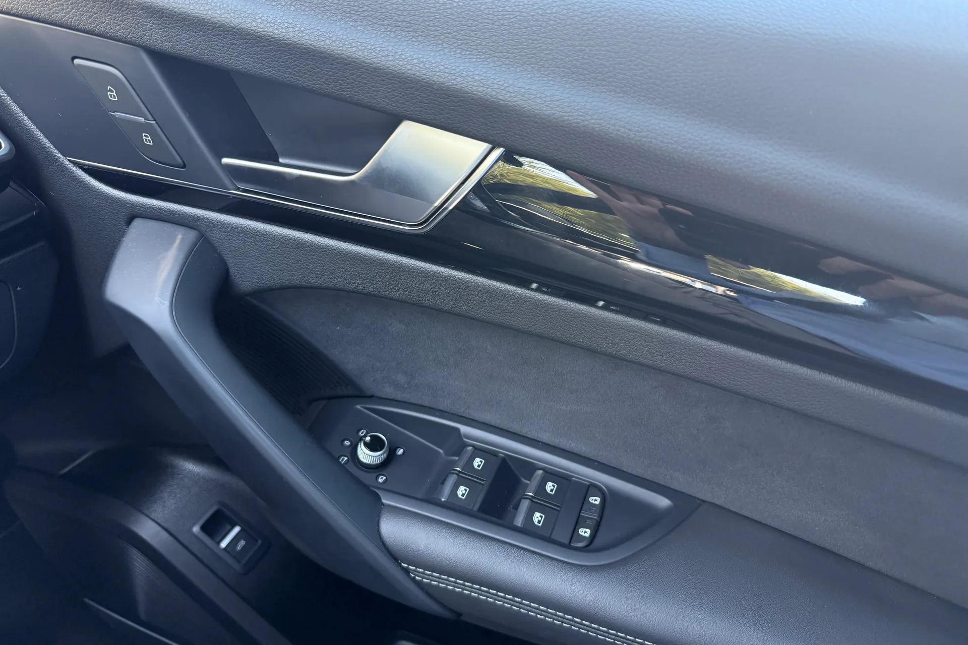 Audi Q5 thumbnail image number 29