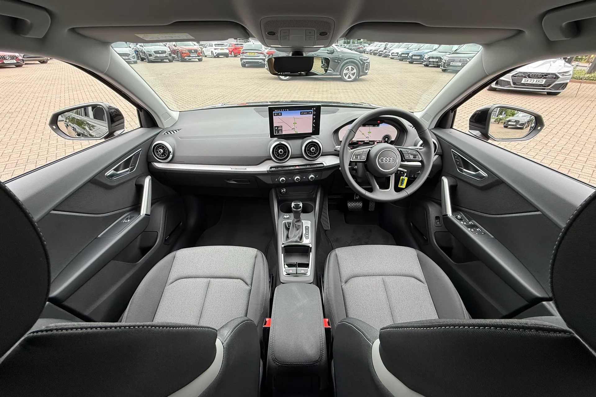 Audi Q2 thumbnail image number 3