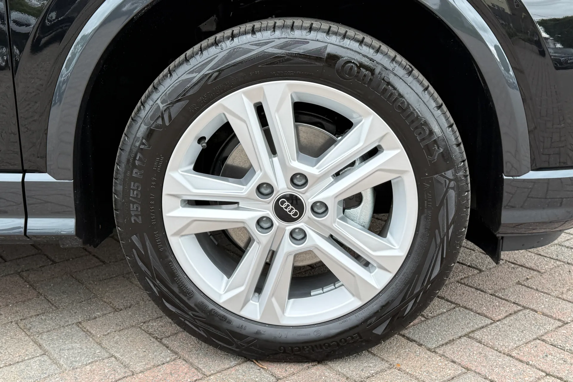 Audi Q2 thumbnail image number 43