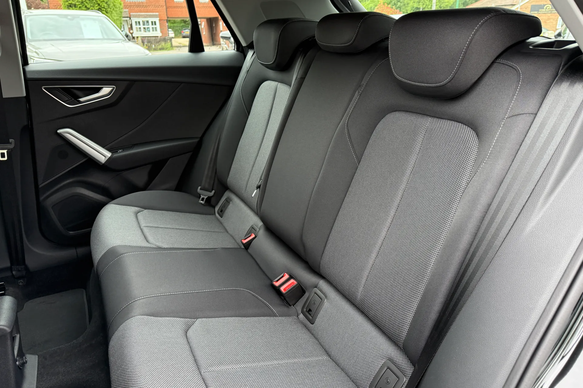 Audi Q2 thumbnail image number 40