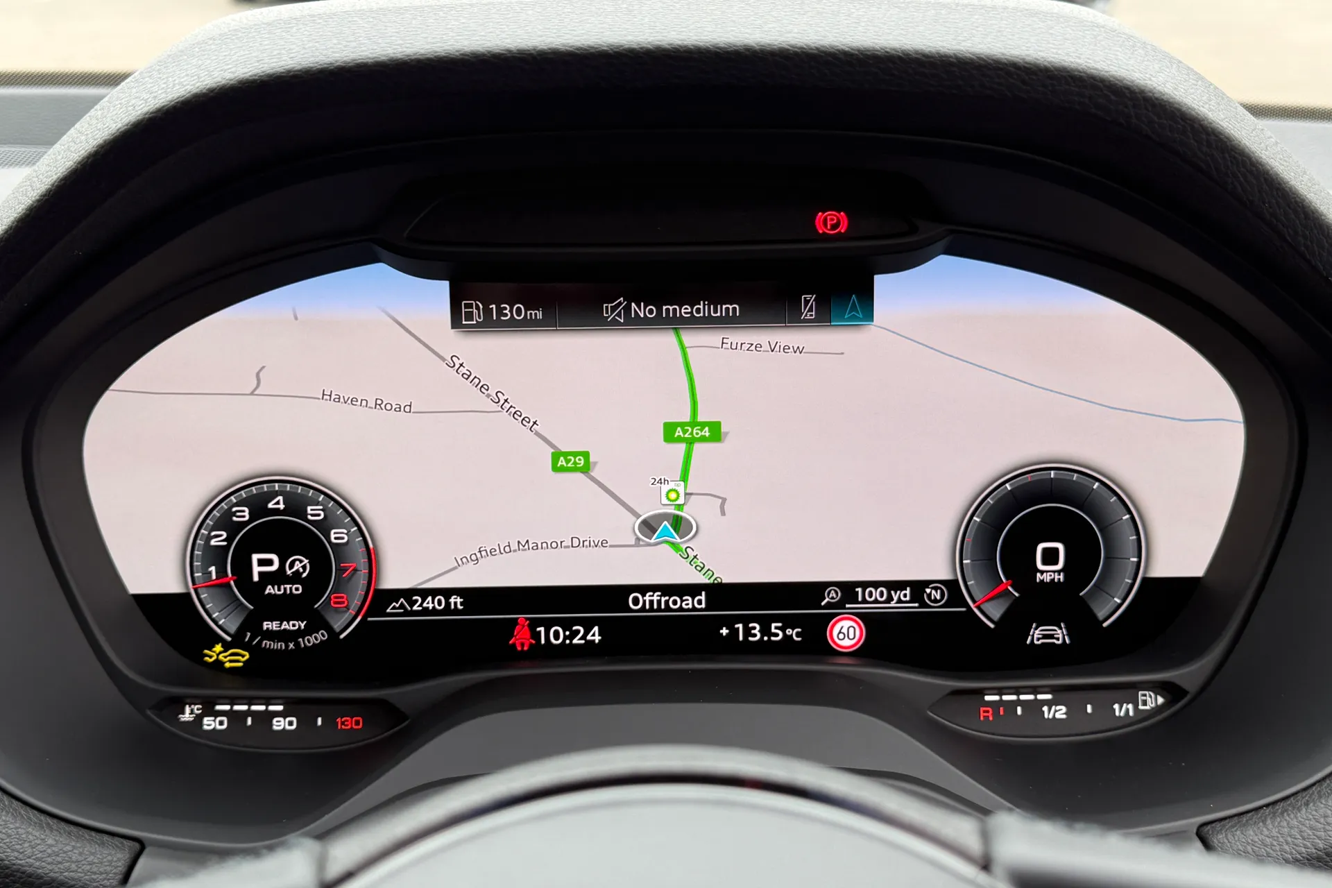 Audi Q2 thumbnail image number 12
