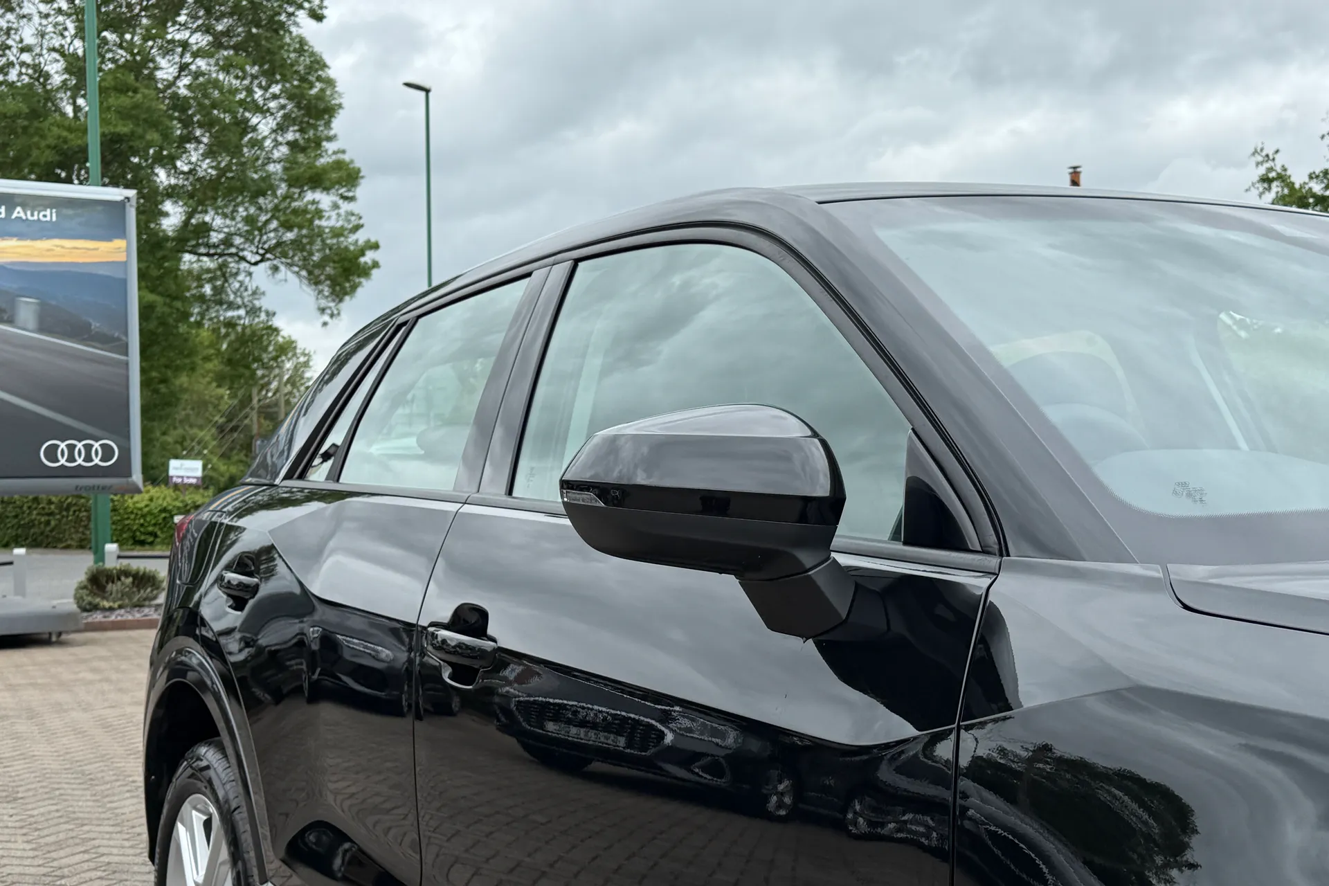 Audi Q2 thumbnail image number 44