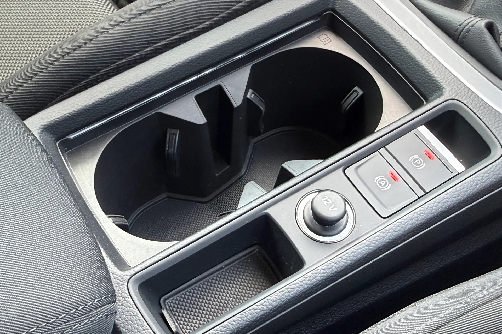Audi Q3 thumbnail image number 44