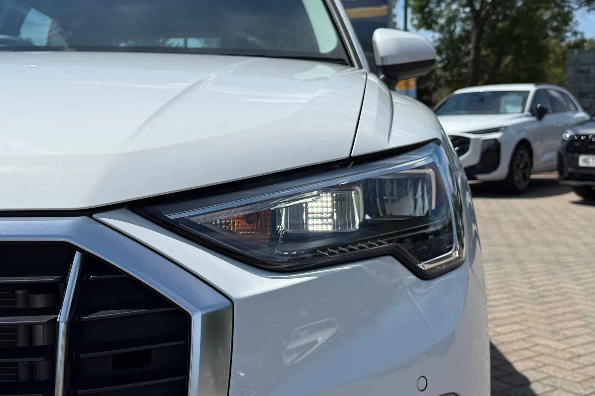 Audi Q3 thumbnail image number 55