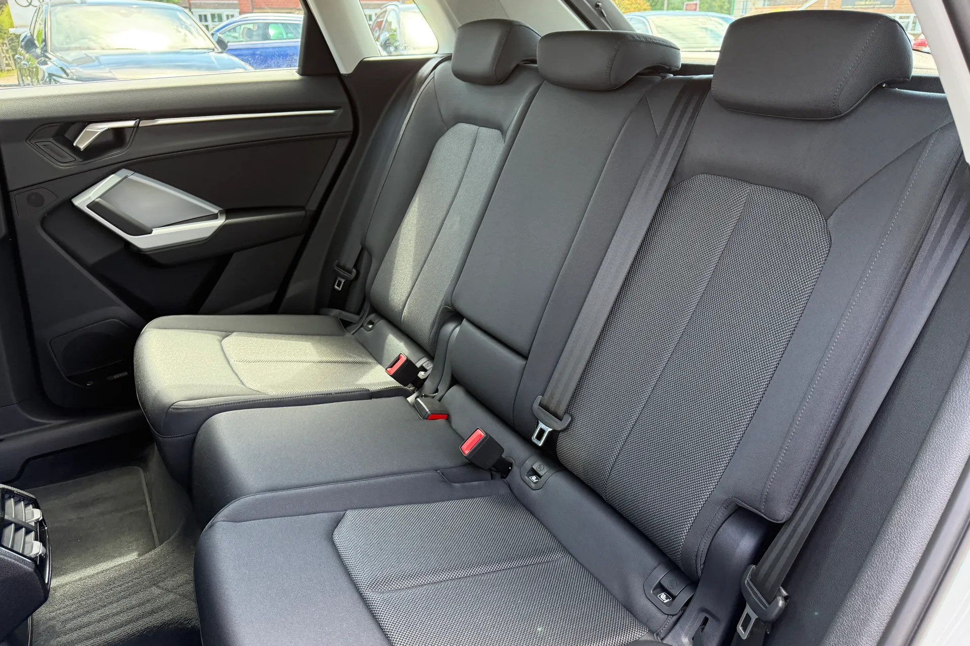 Audi Q3 thumbnail image number 46