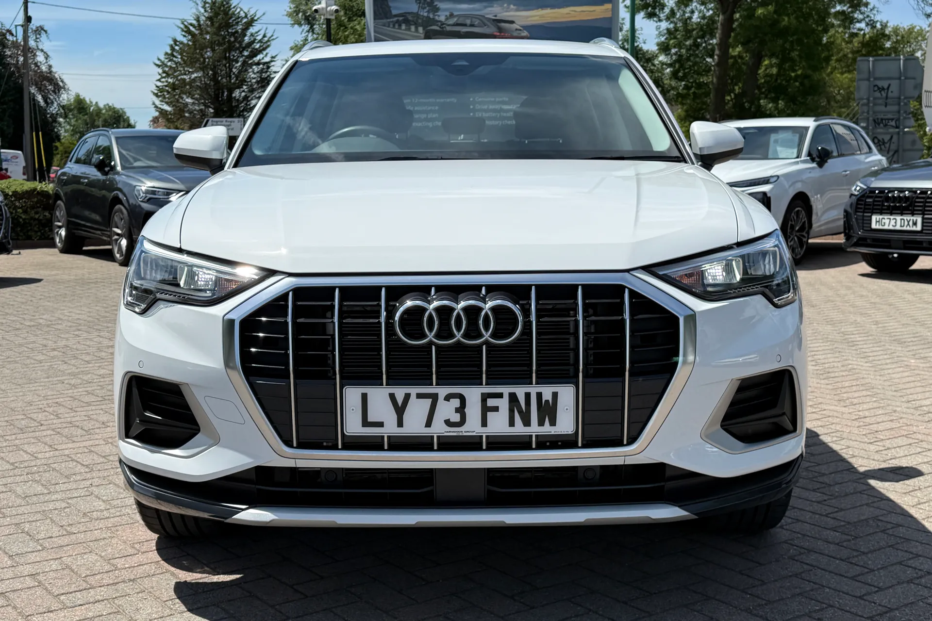Audi Q3 thumbnail image number 28