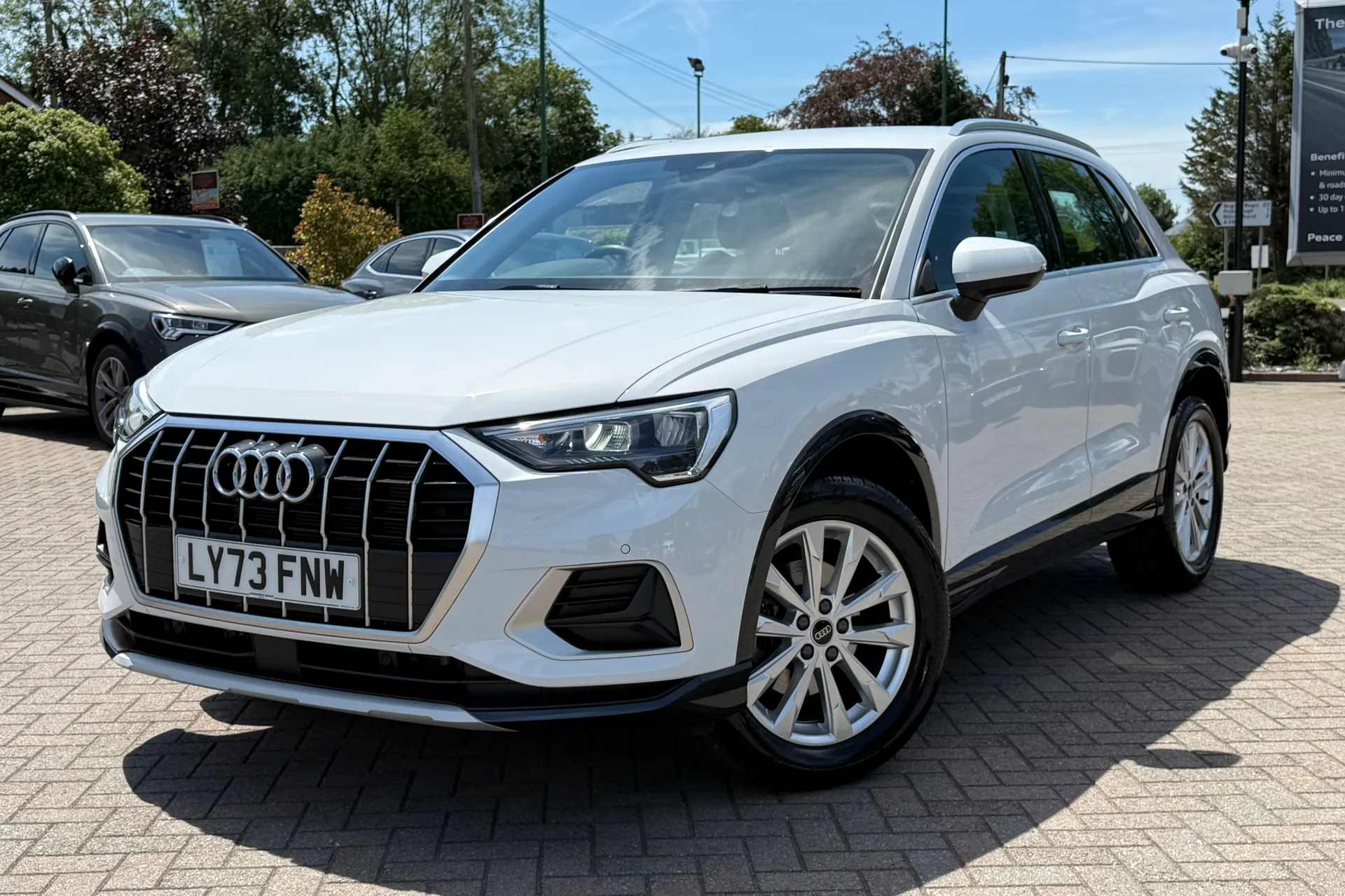 Audi Q3 thumbnail image number 29