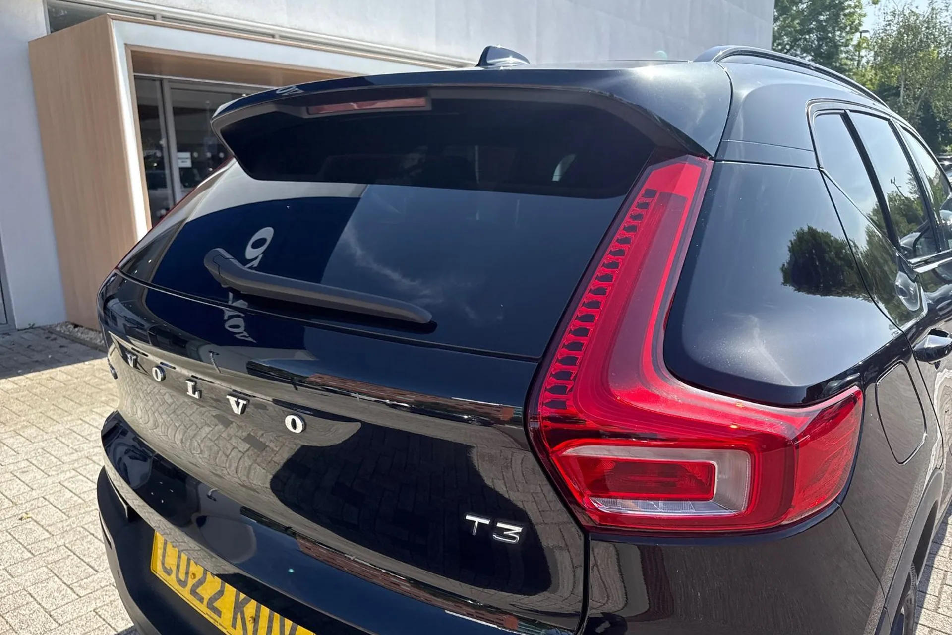 Volvo XC40 thumbnail image number 15