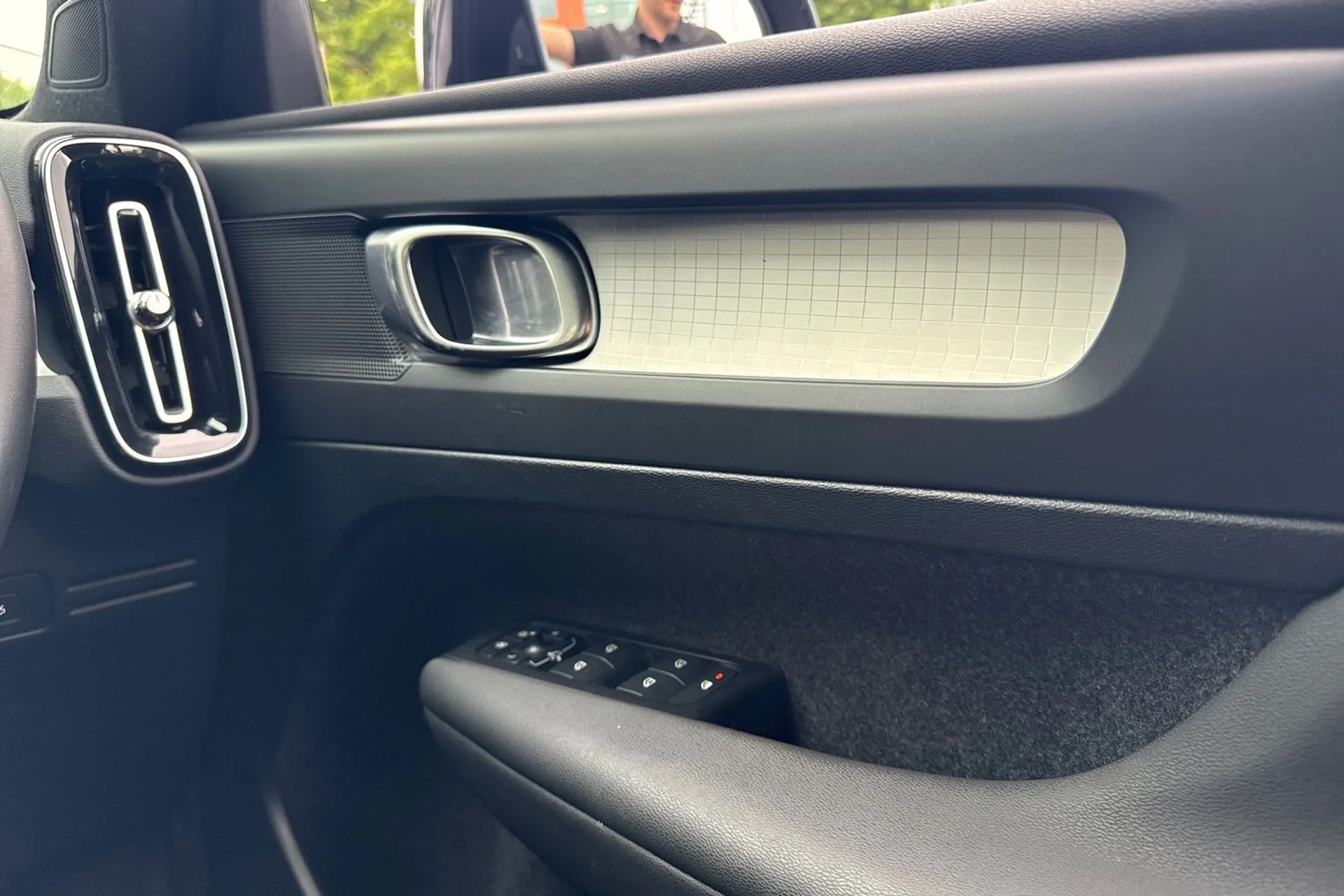 Volvo XC40 thumbnail image number 40