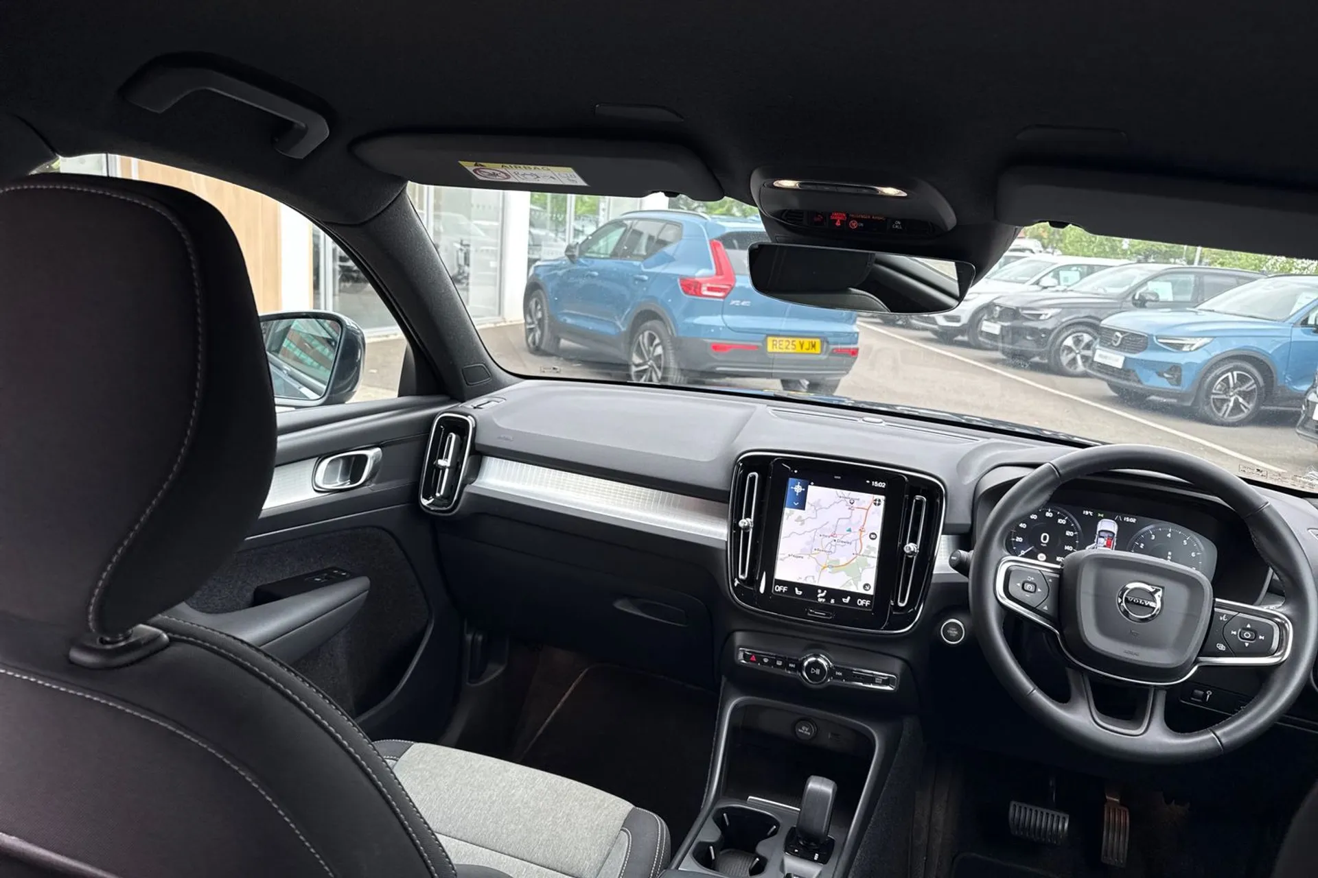 Volvo XC40 thumbnail image number 32