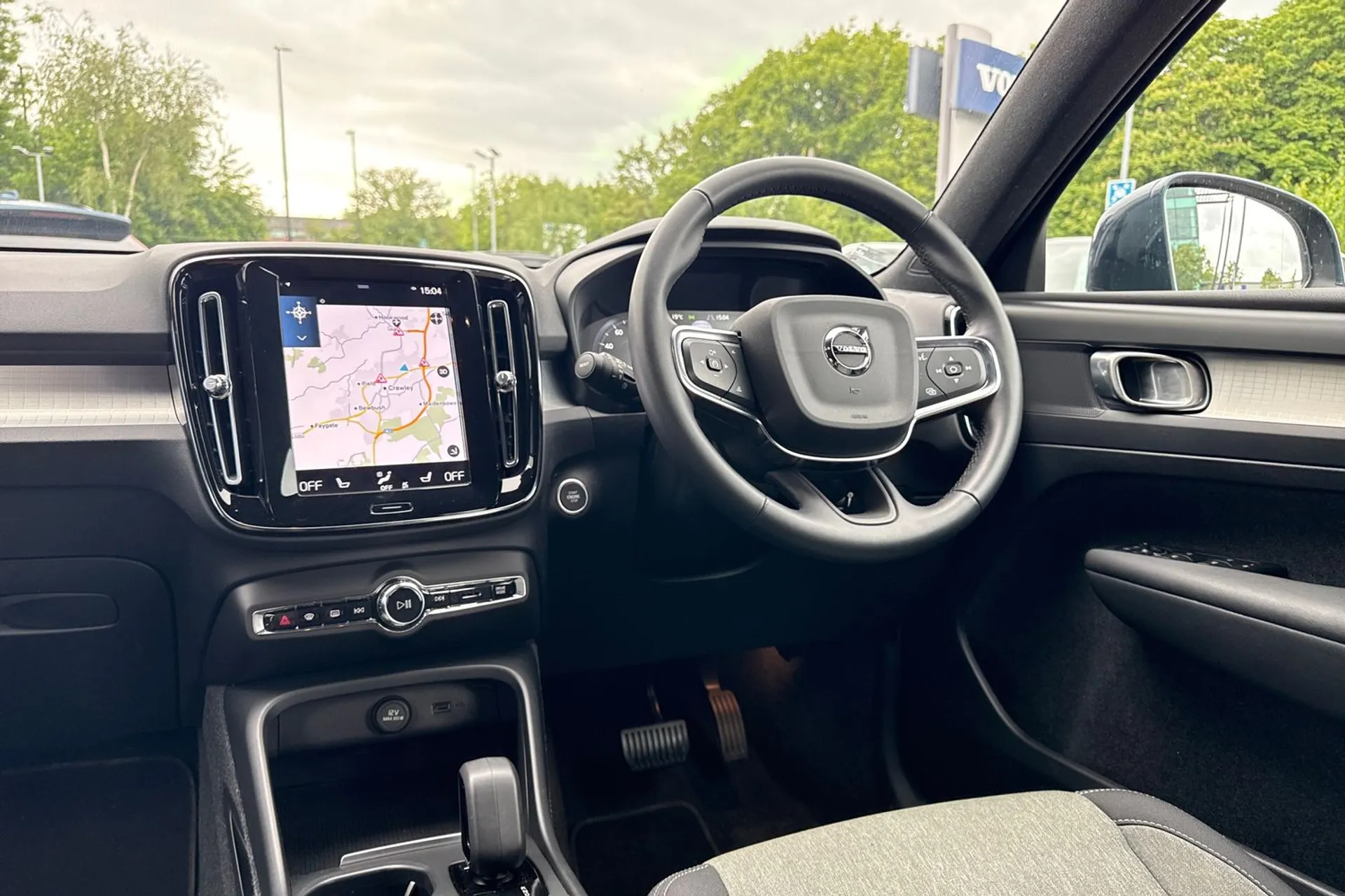 Volvo XC40 thumbnail image number 35