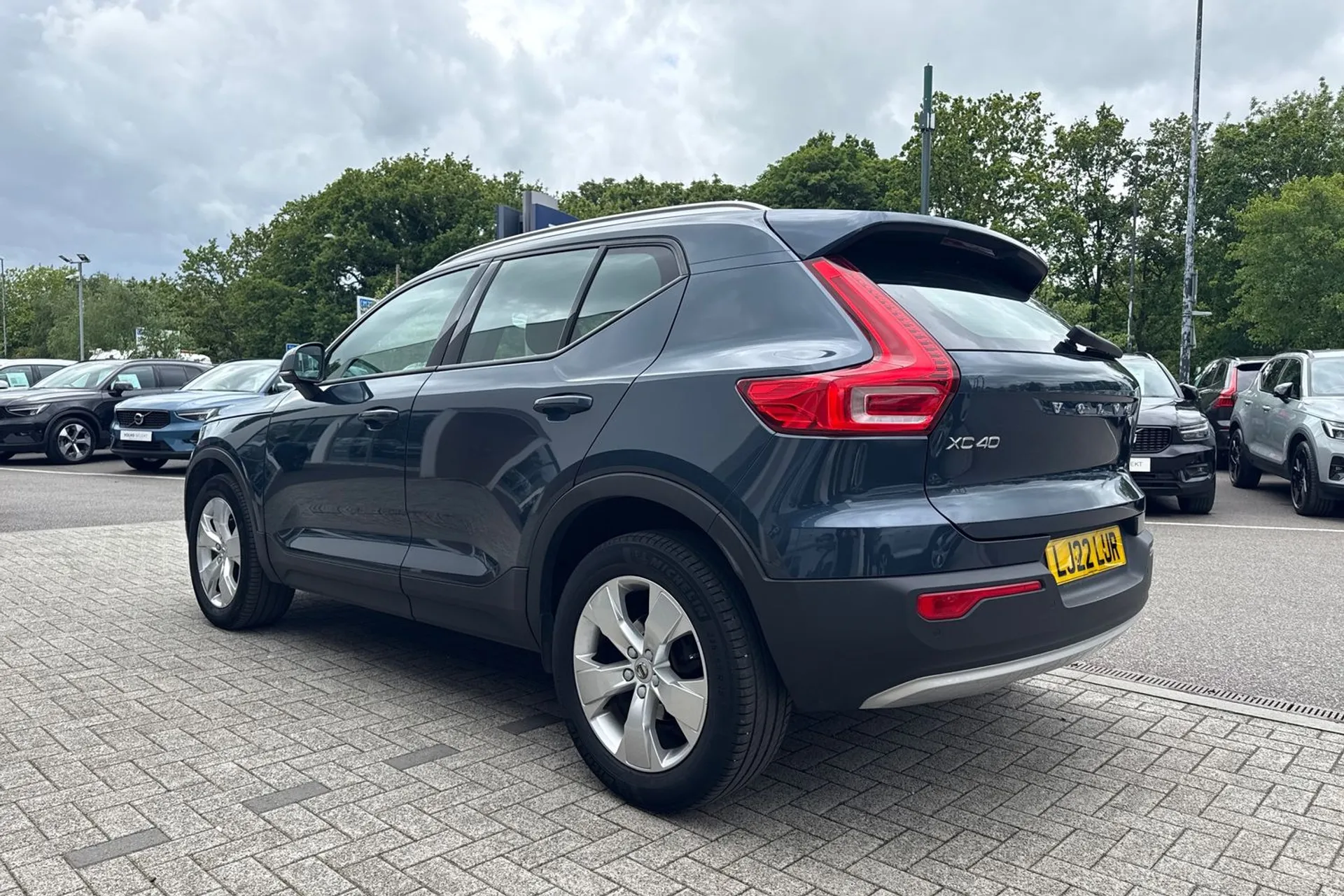 Volvo XC40 thumbnail image number 10