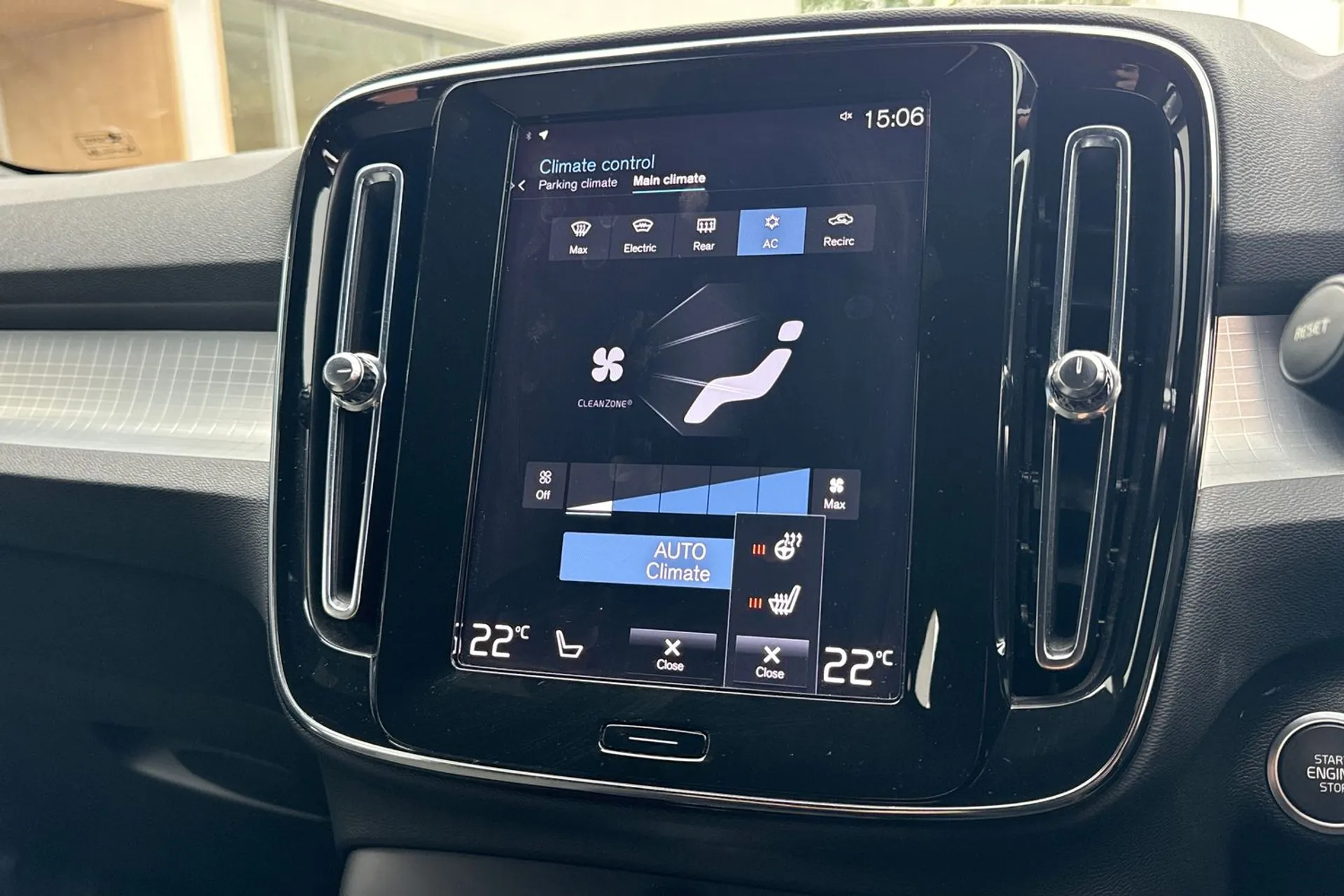 Volvo XC40 thumbnail image number 39