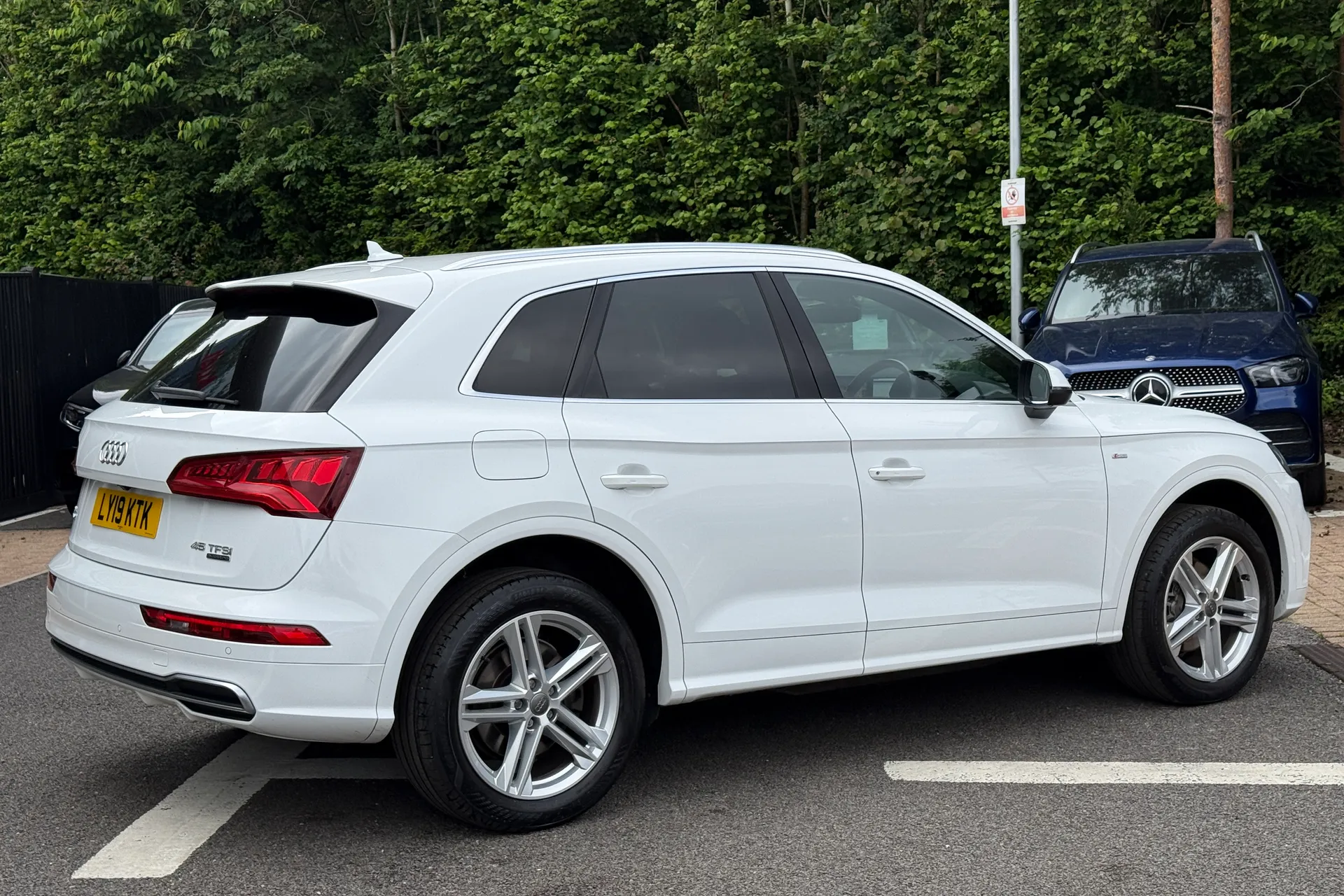 Audi Q5 thumbnail image number 35