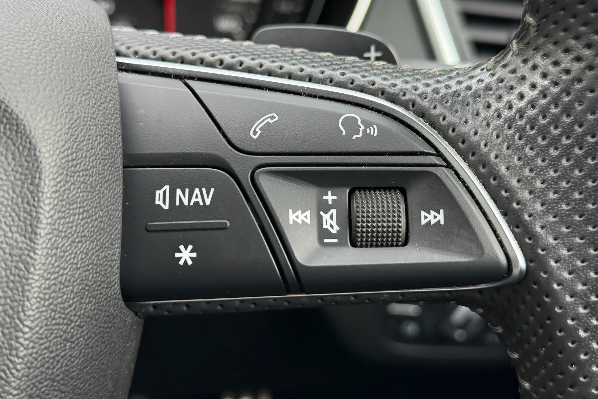 Audi Q5 thumbnail image number 20