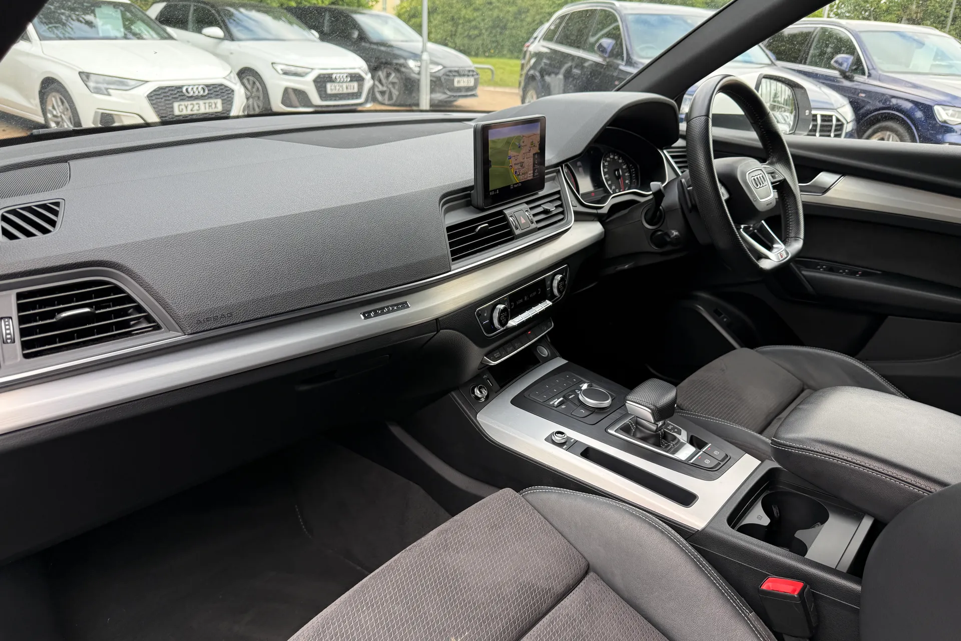 Audi Q5 thumbnail image number 47