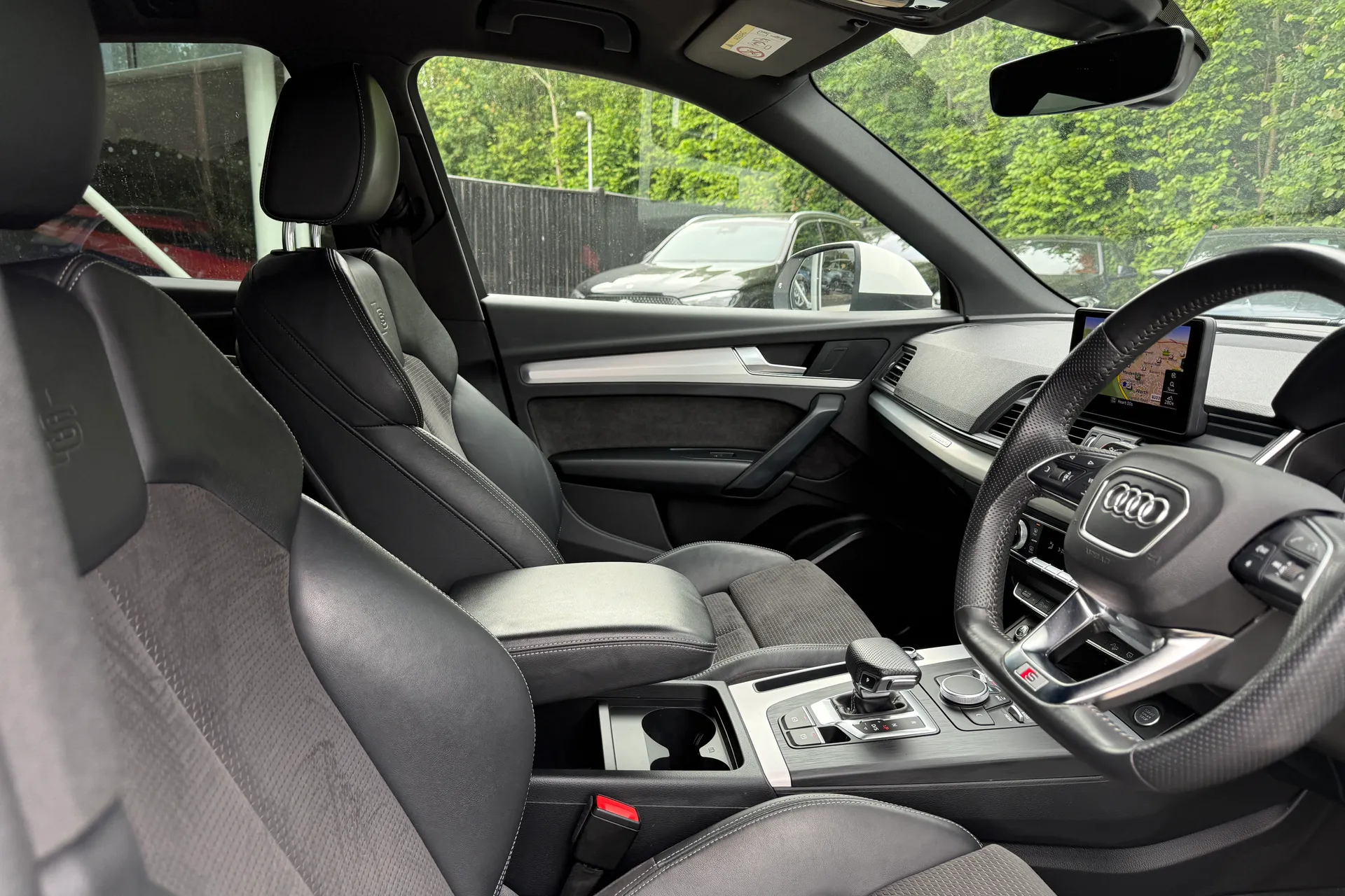 Audi Q5 thumbnail image number 26