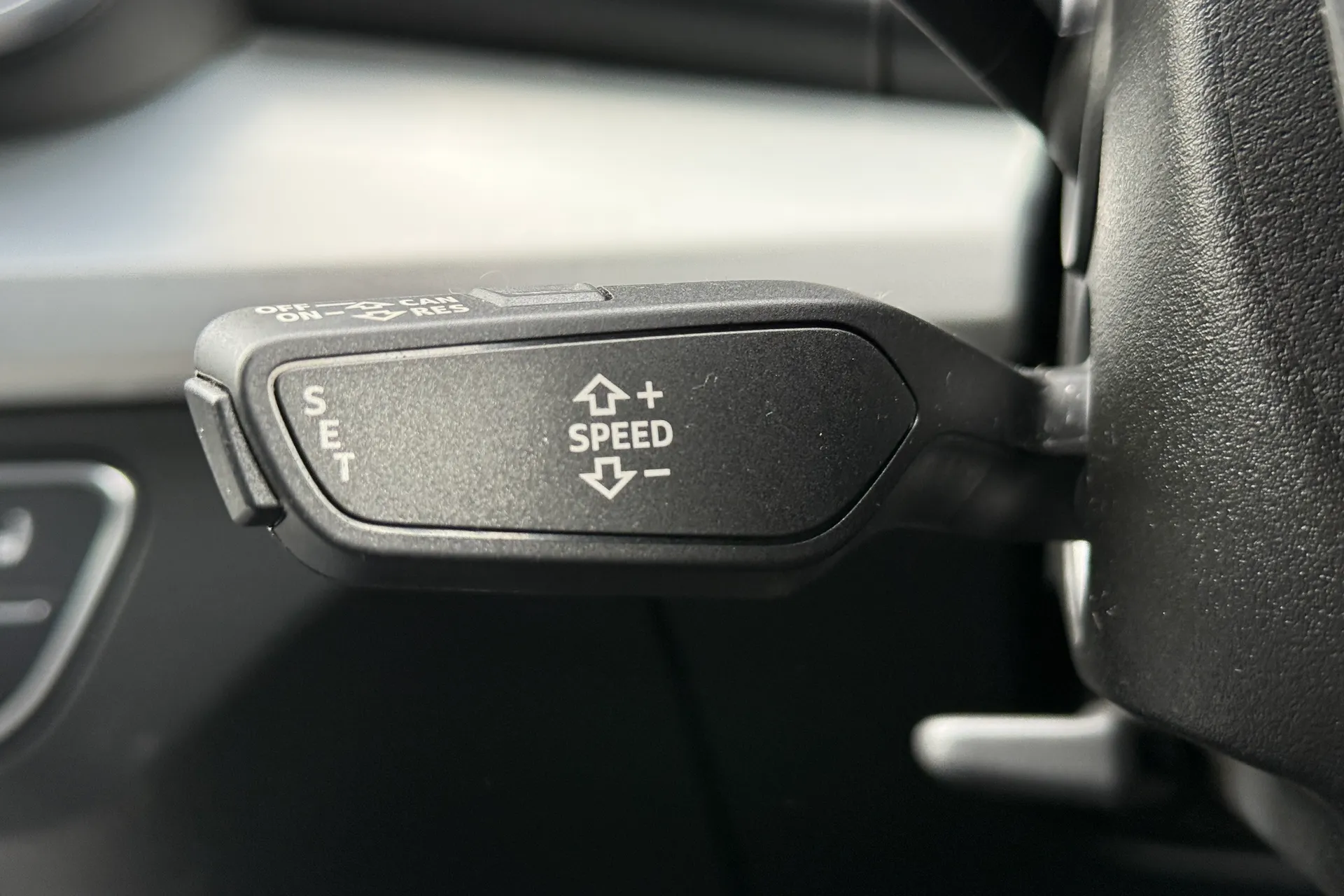 Audi Q5 thumbnail image number 15
